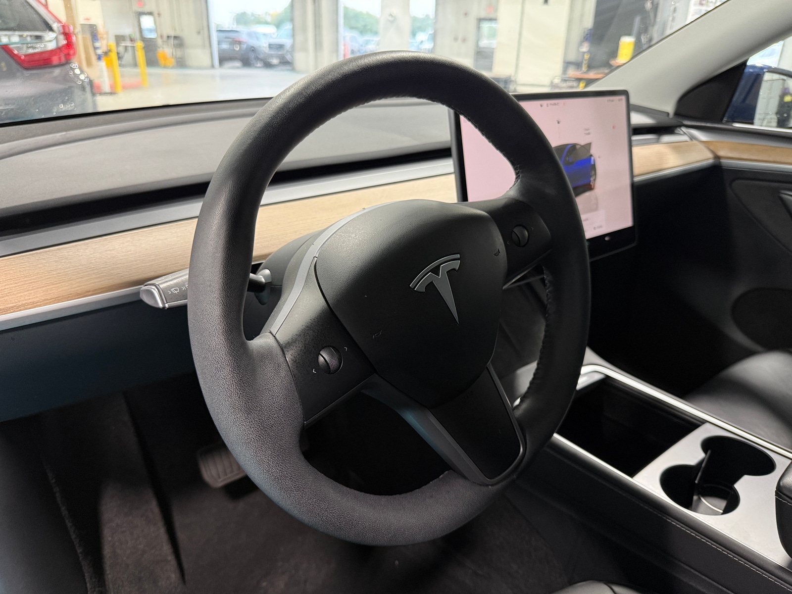 Thumbnail: 2023 Tesla Model Y - 4