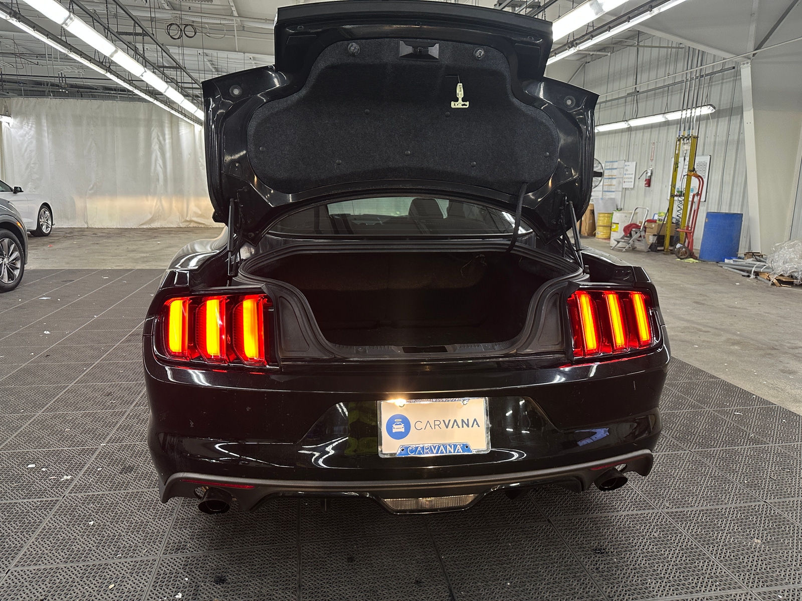 Thumbnail: 2015 Ford Mustang - 5