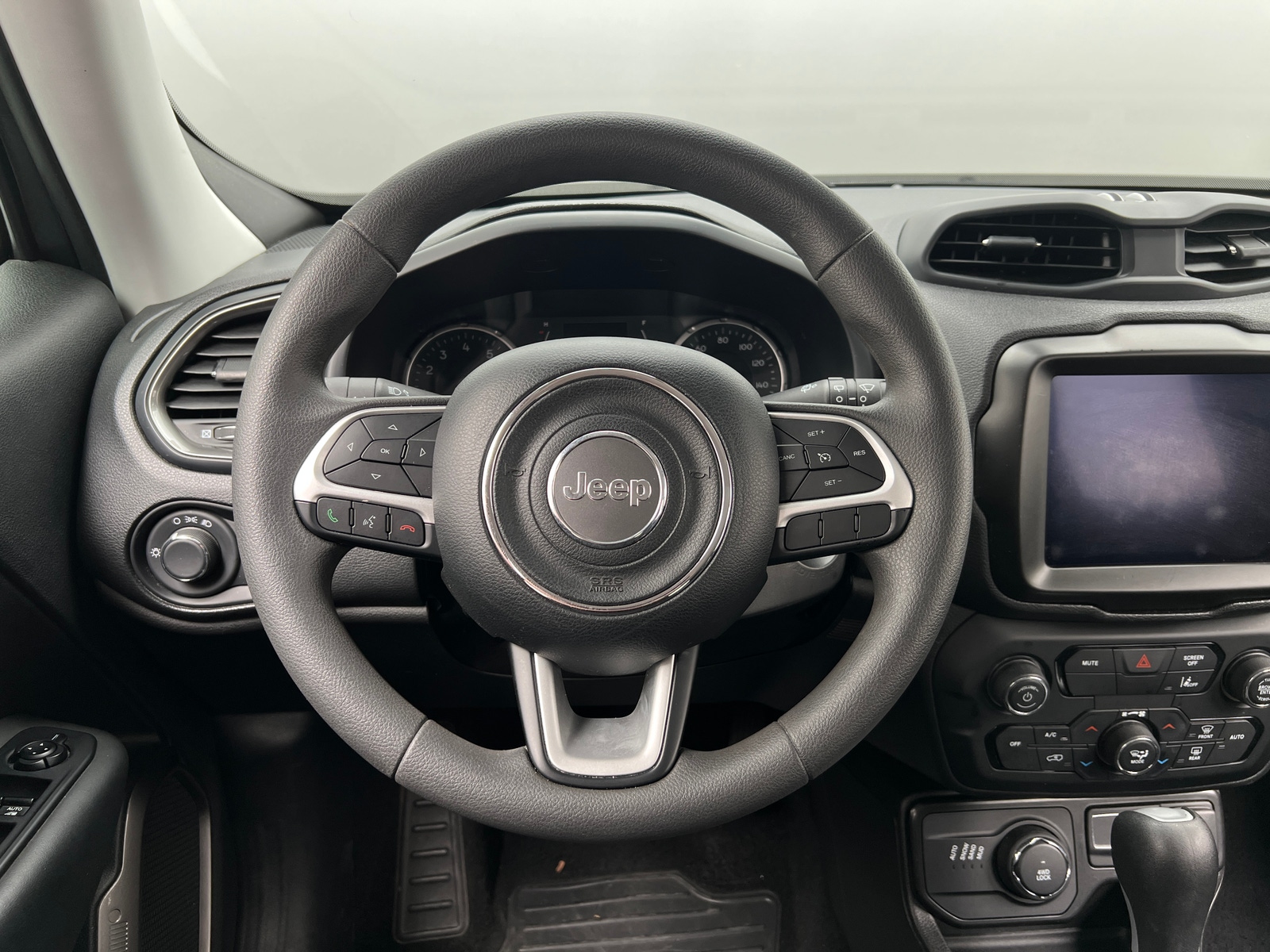 Thumbnail: 2023 Jeep Renegade - 5