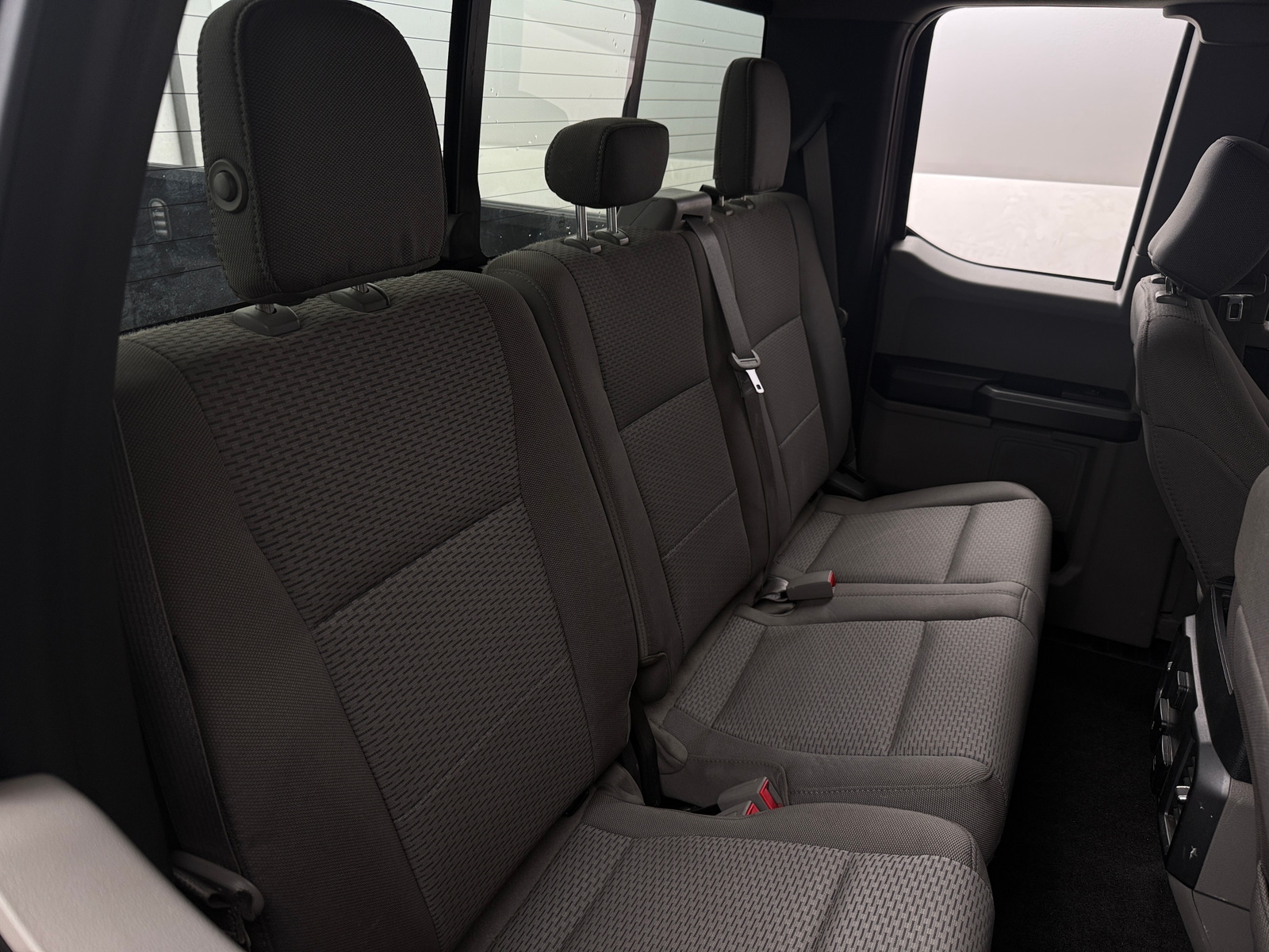 Thumbnail: 2018 Ford Econoline - 6