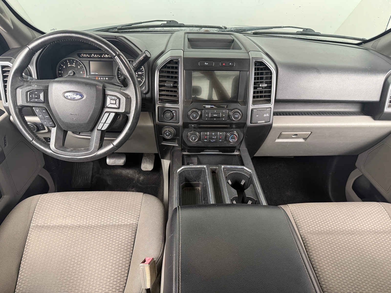 Thumbnail: 2018 Ford Econoline - 3