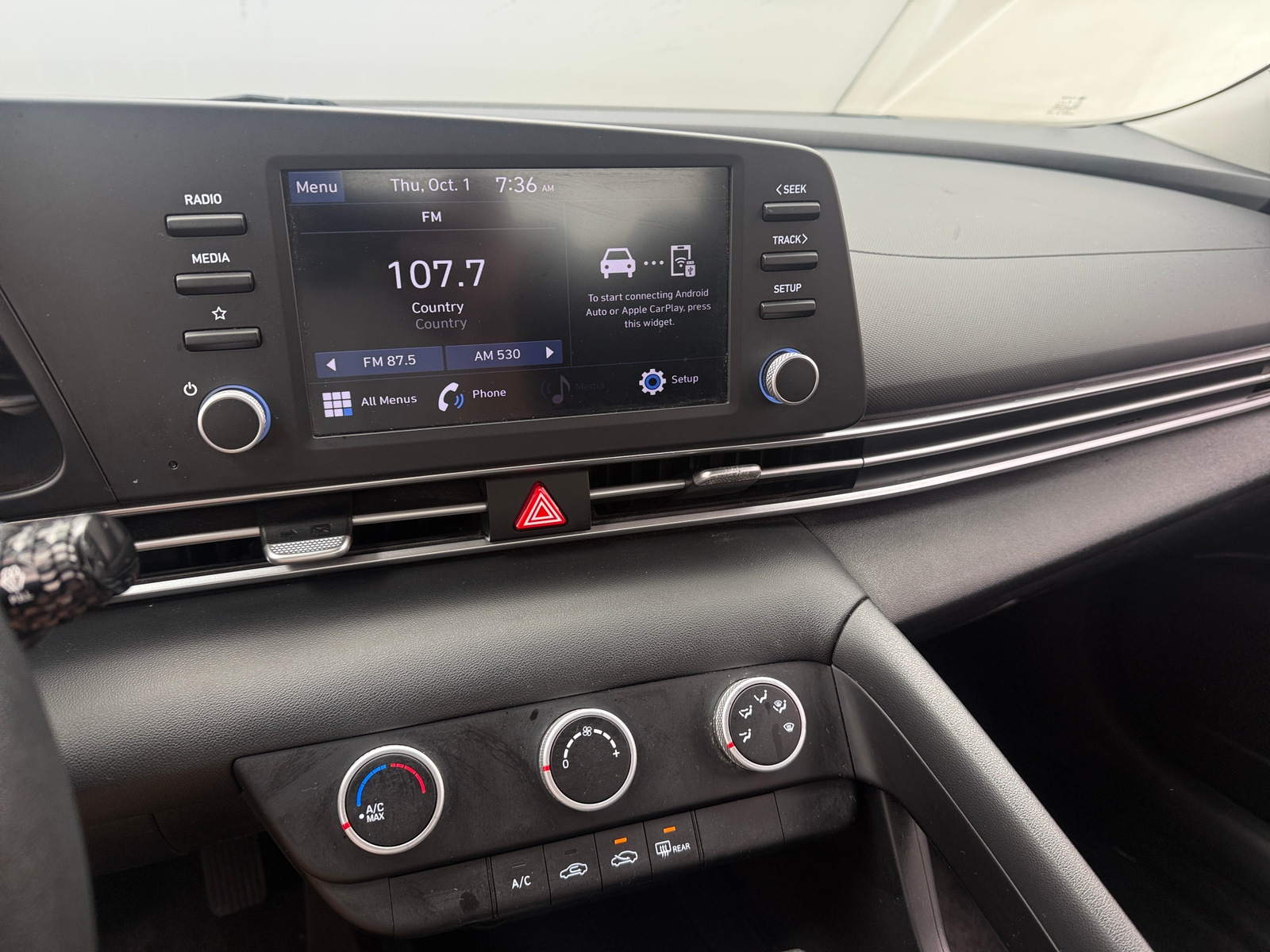 Thumbnail: 2022 Hyundai Elantra - 4