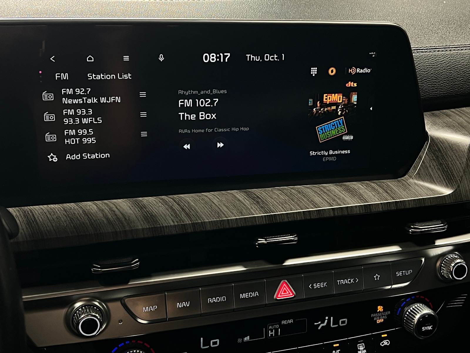 Thumbnail: 2023 Kia Telluride - 3