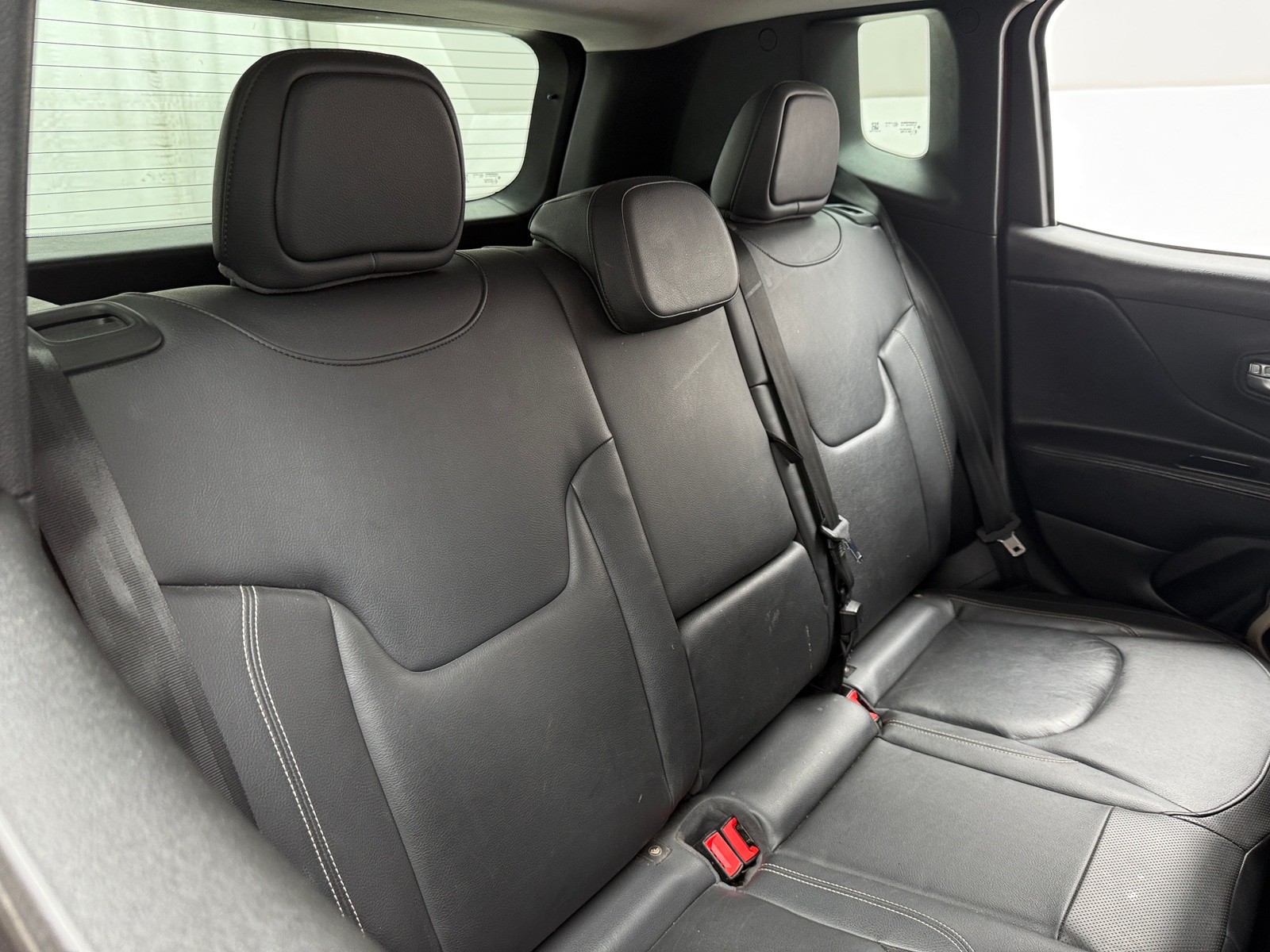 Thumbnail: 2015 Jeep Renegade - 5