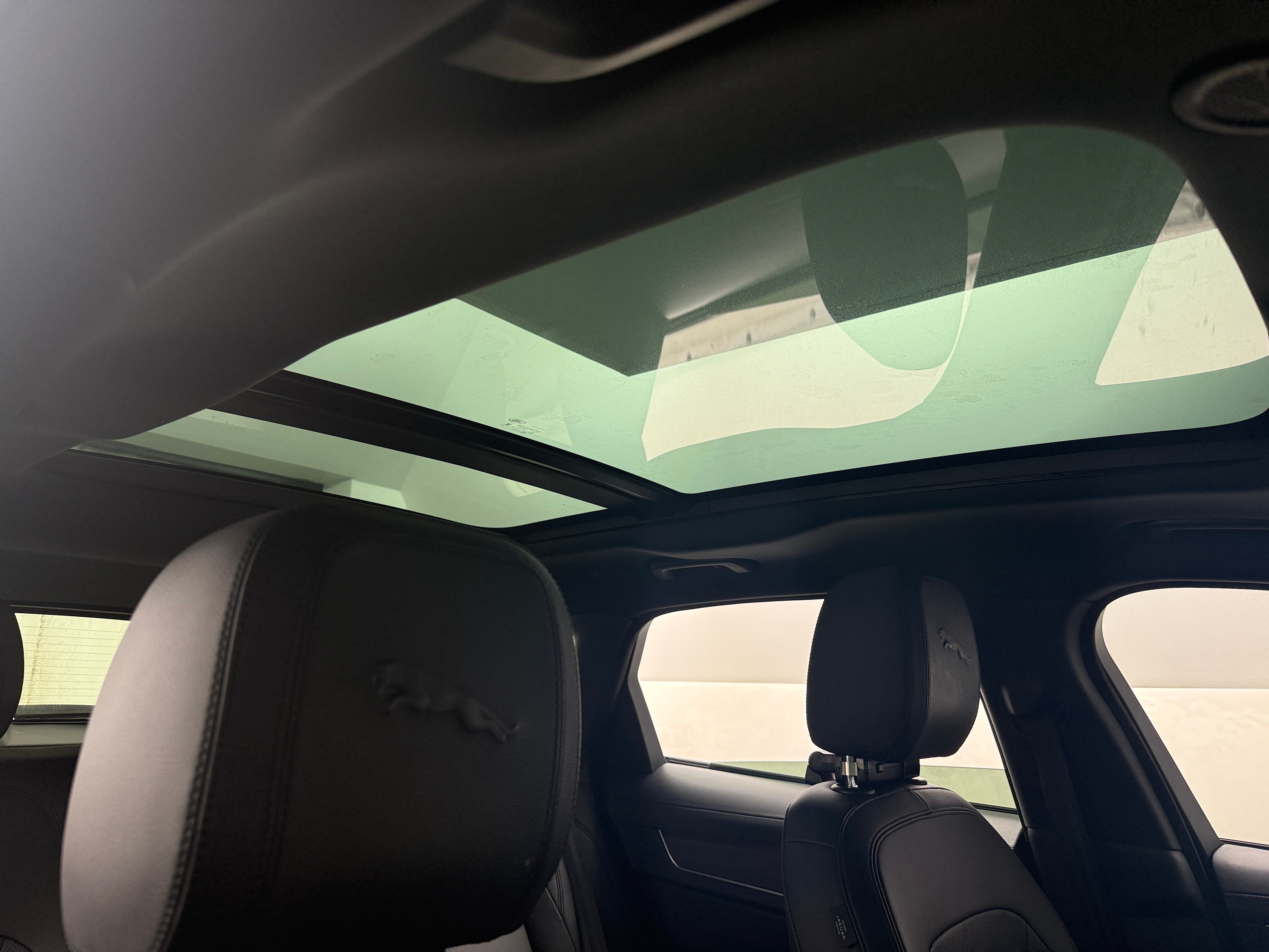 2023 Jaguar F-Pace S - Photo 16