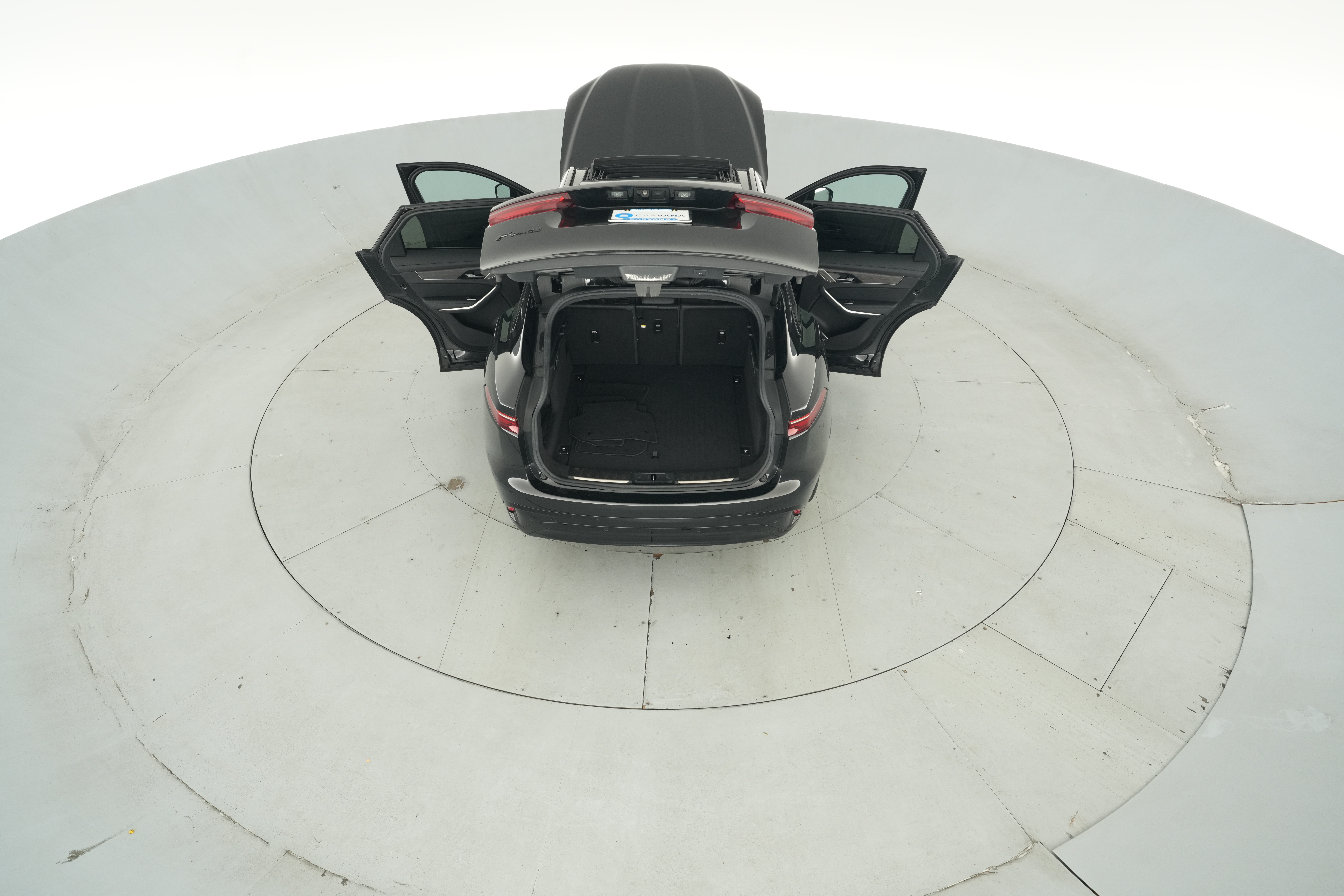 2023 Jaguar F-Pace S - Photo 53
