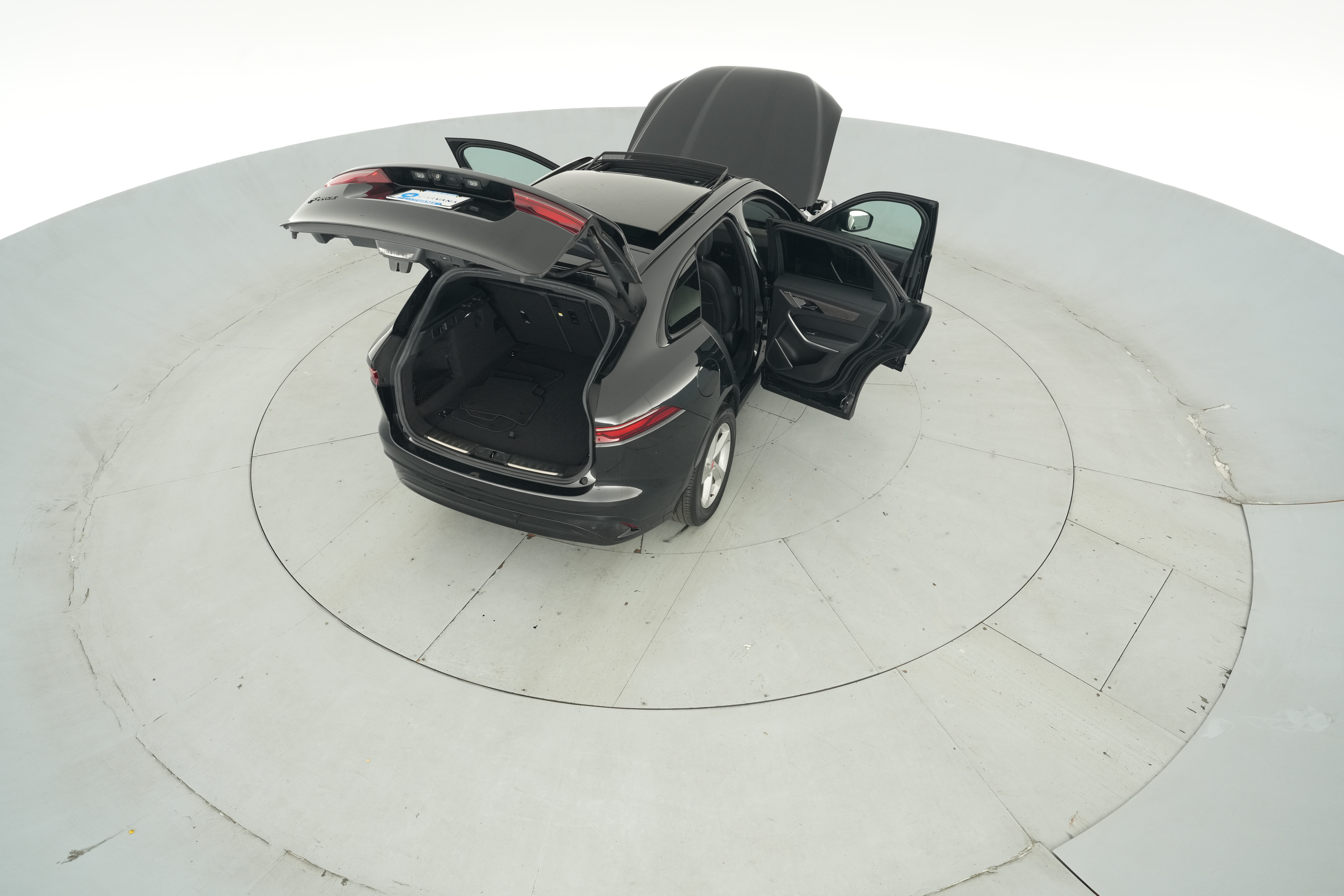 2023 Jaguar F-Pace S - Photo 54