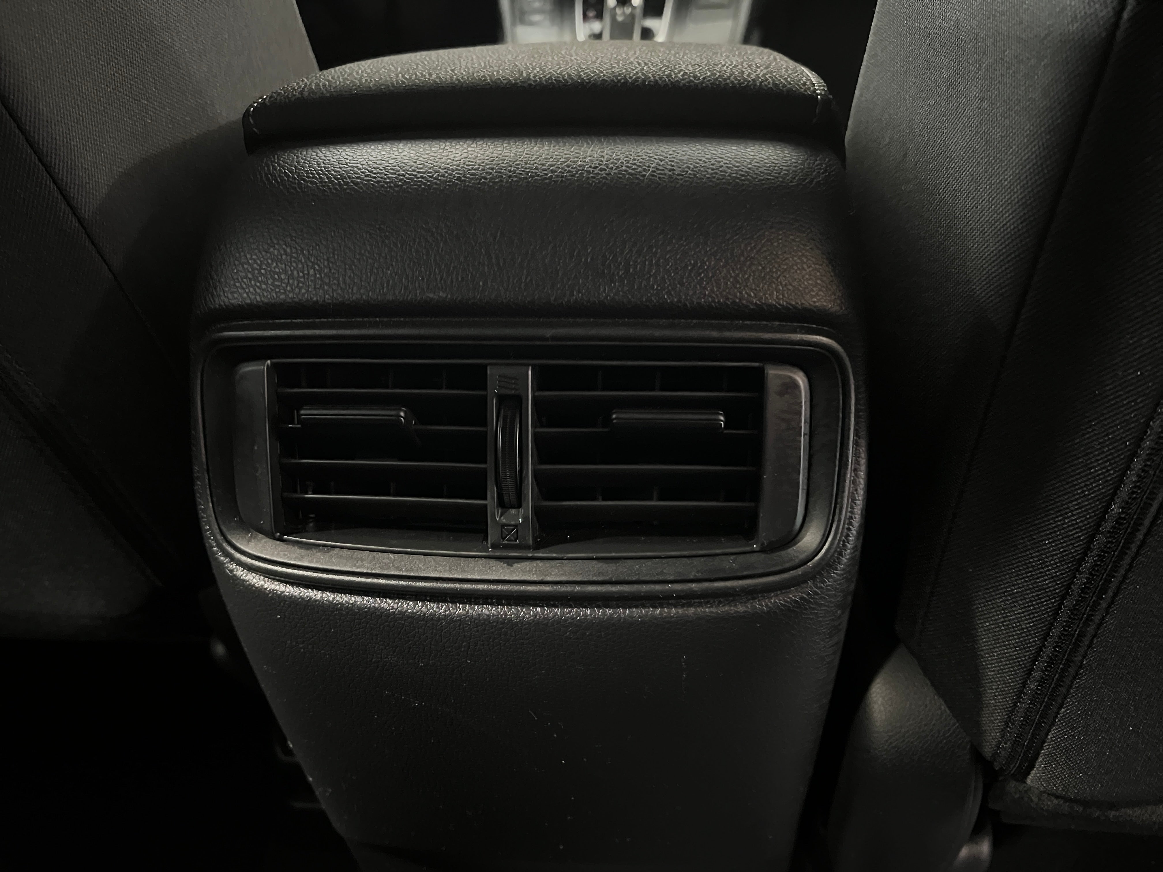2HKRW6H37KH229529