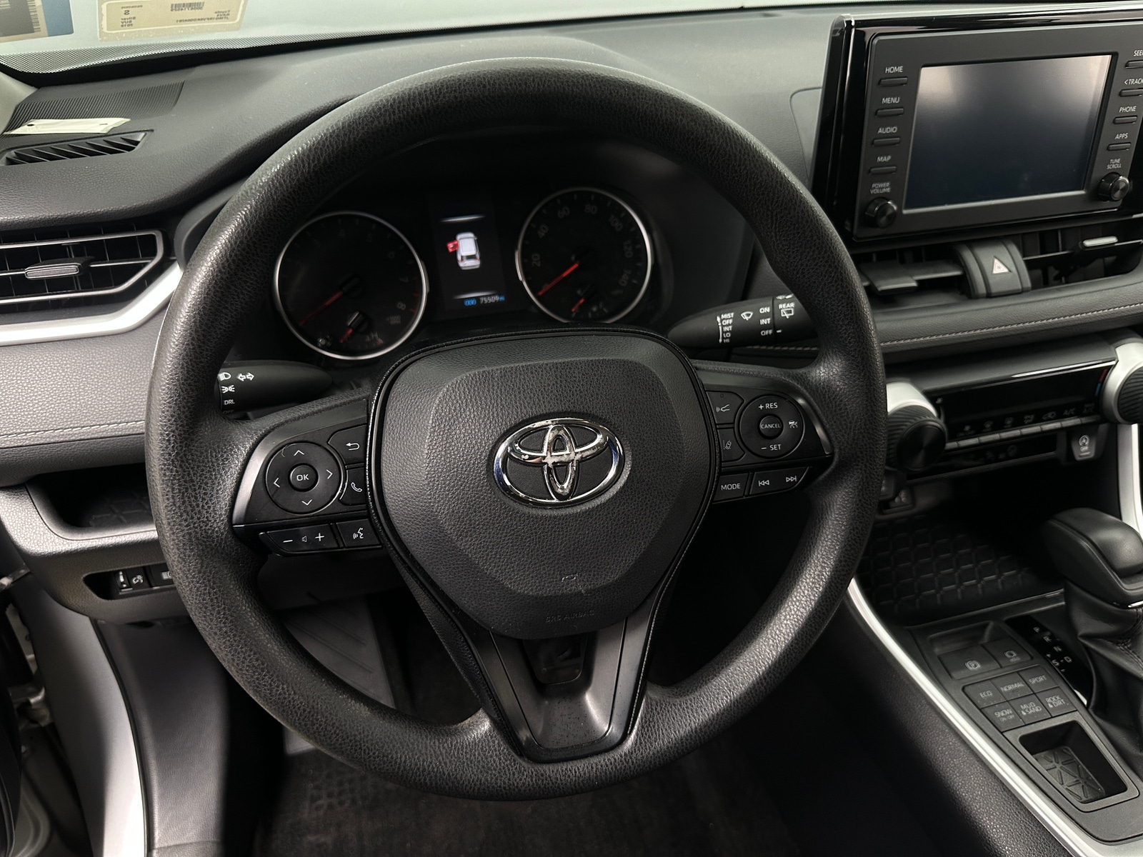 Thumbnail: 2019 Toyota RAV4 - 5