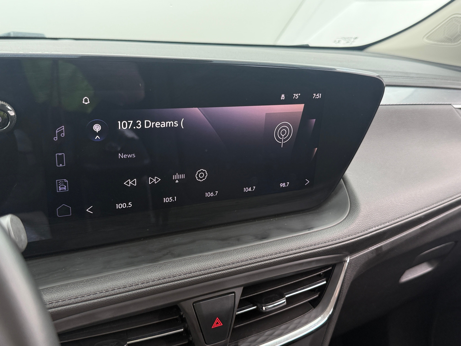 Thumbnail: 2025 Buick Encore GX - 3