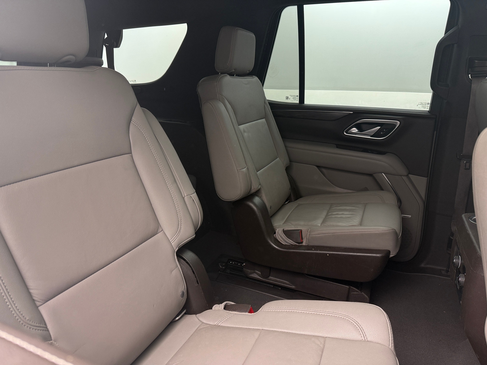Thumbnail: 2022 Chevrolet Tahoe - 5