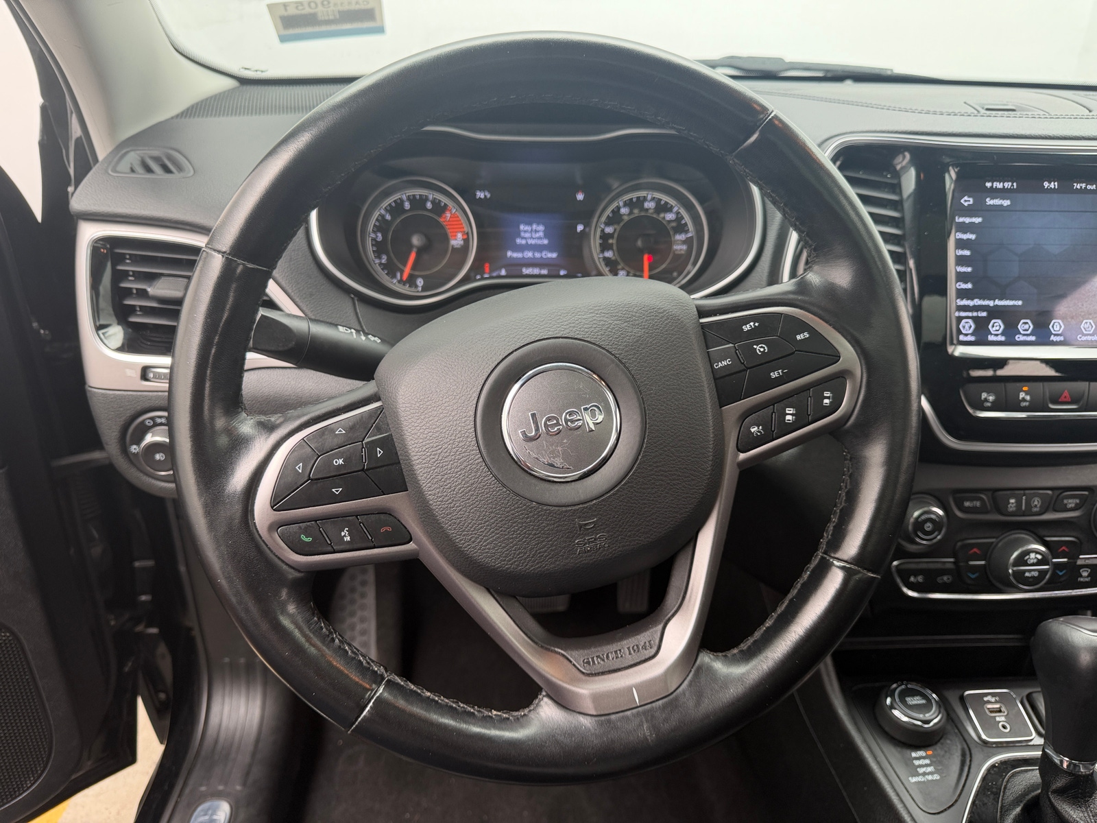 Thumbnail: 2021 Jeep Cherokee - 4