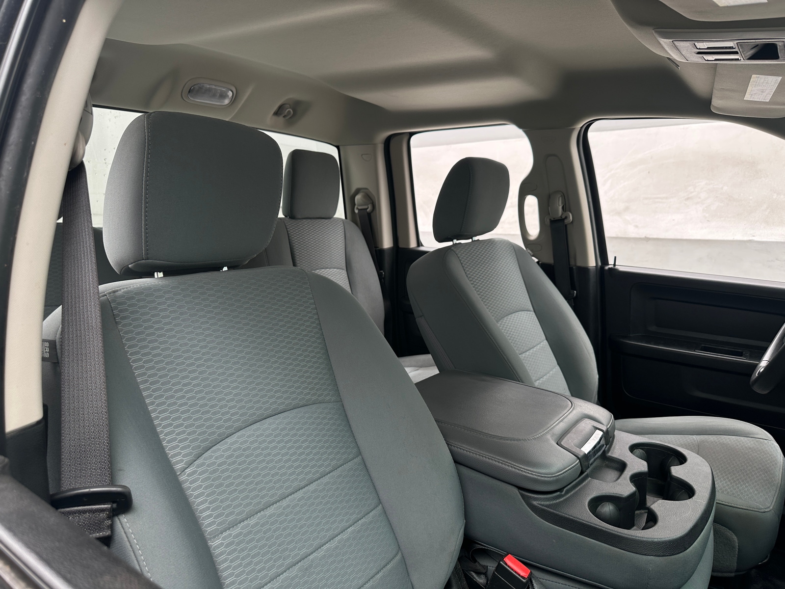 Thumbnail: 2019 RAM 1500 Classic - 2