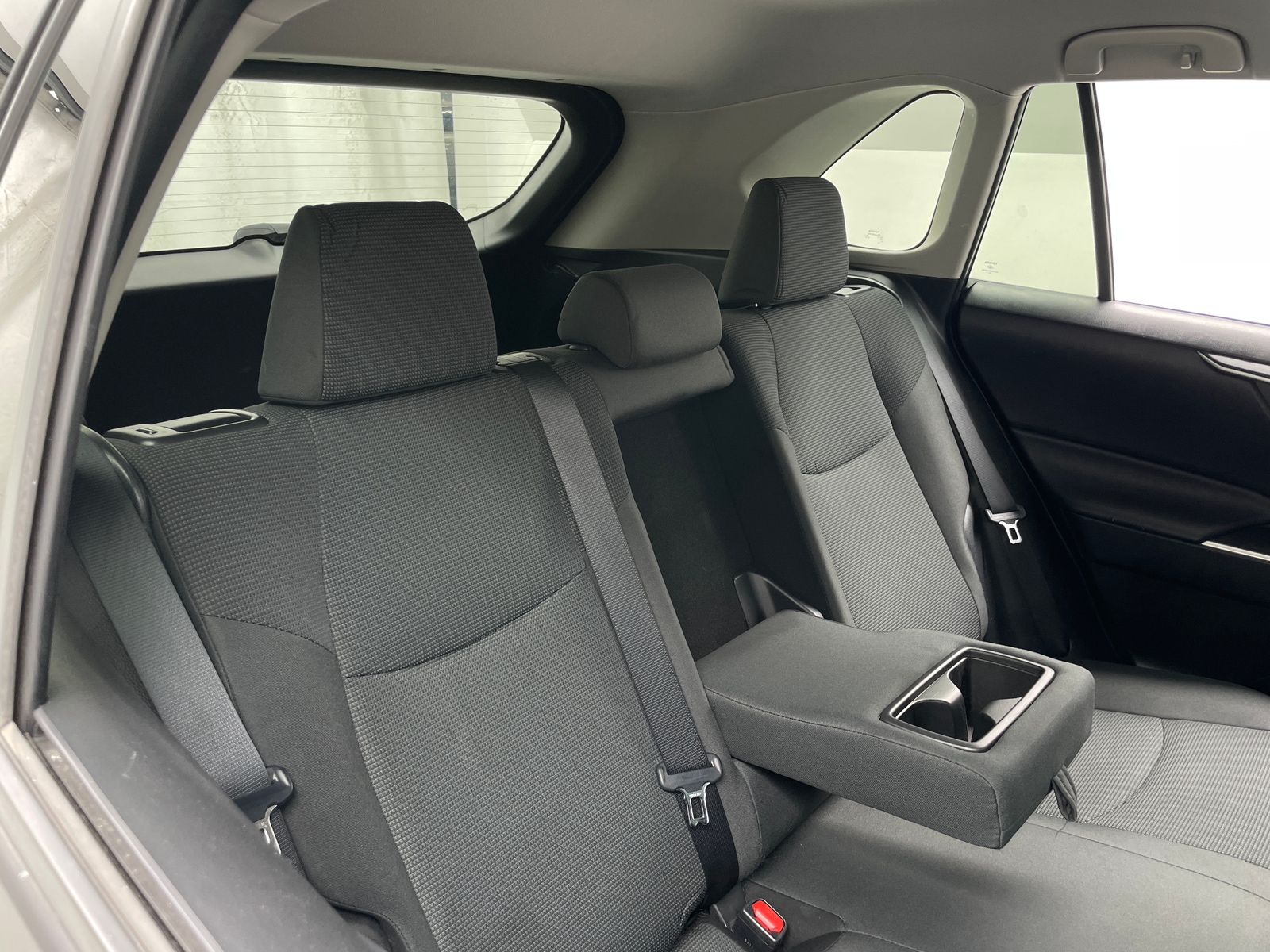 Thumbnail: 2021 Toyota RAV4 - 6