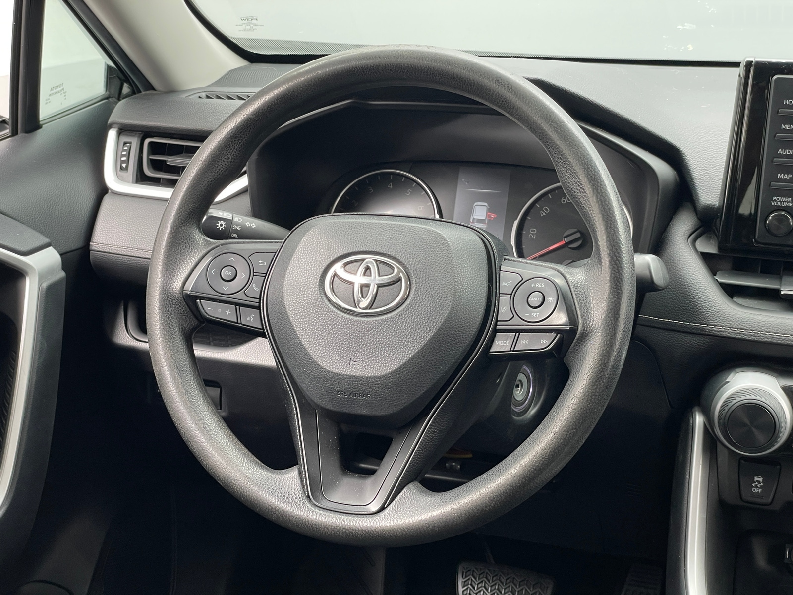 Thumbnail: 2021 Toyota RAV4 - 5