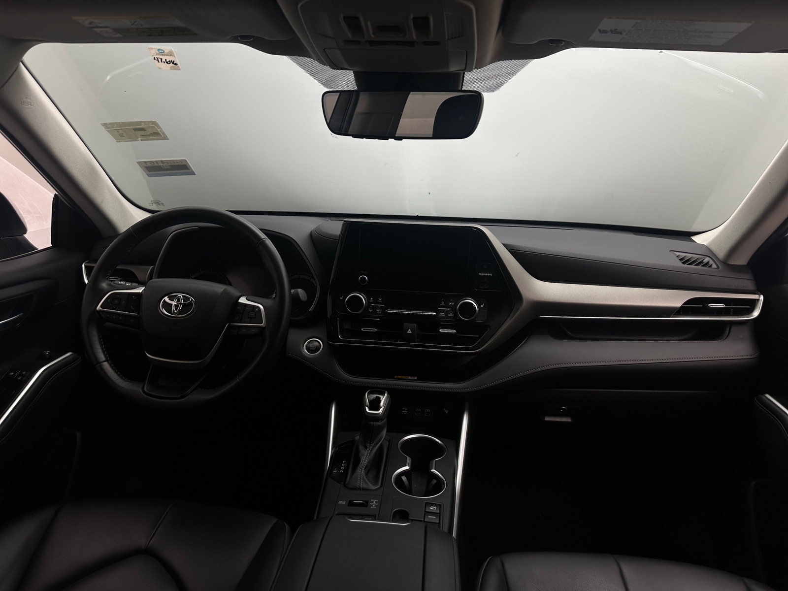 Thumbnail: 2024 Toyota Highlander - 3