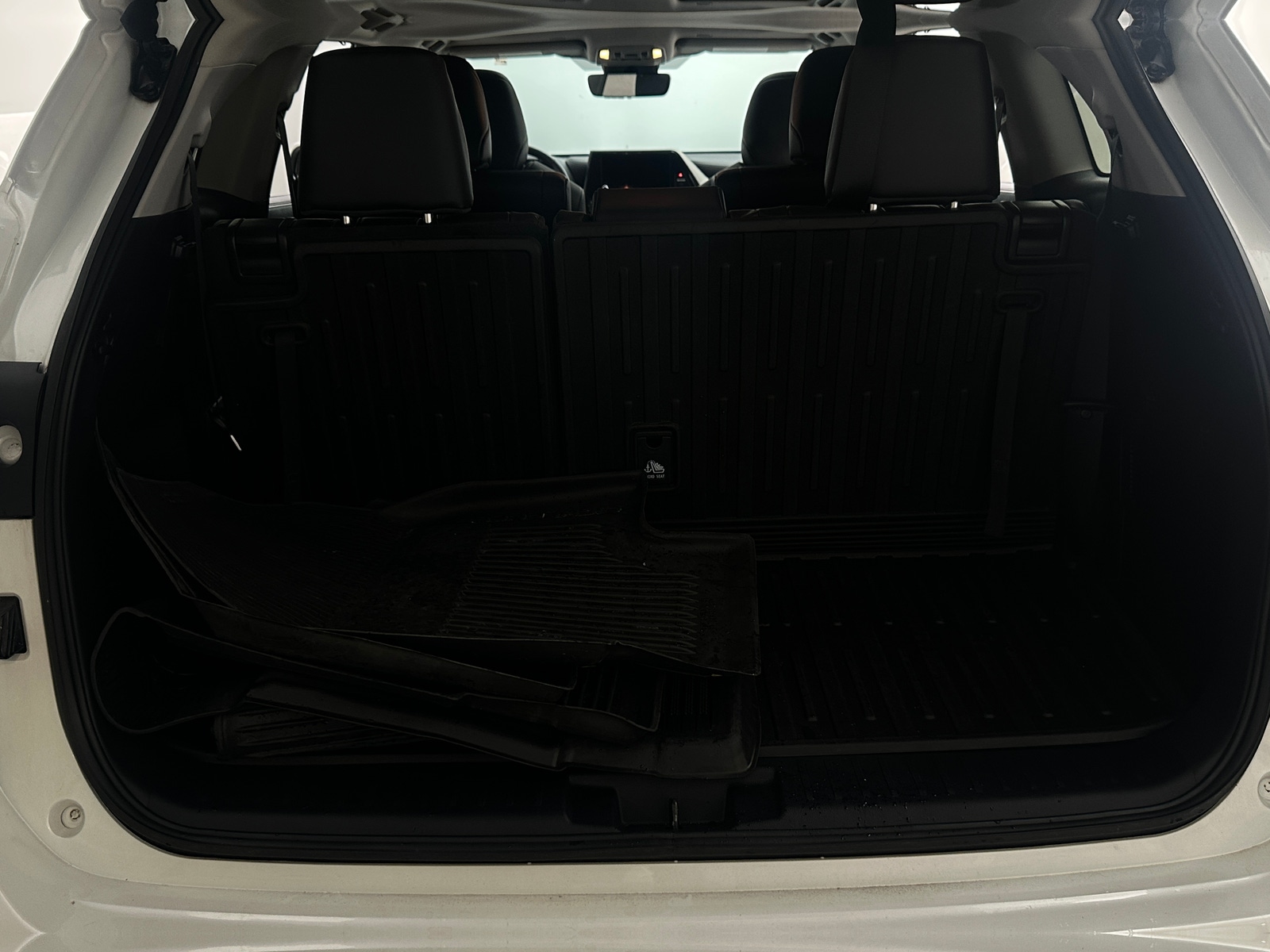 Thumbnail: 2024 Toyota Highlander - 7