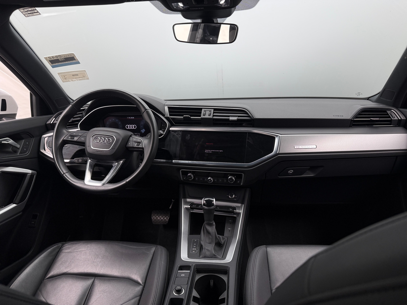 Thumbnail: 2025 Audi Q3 - 2