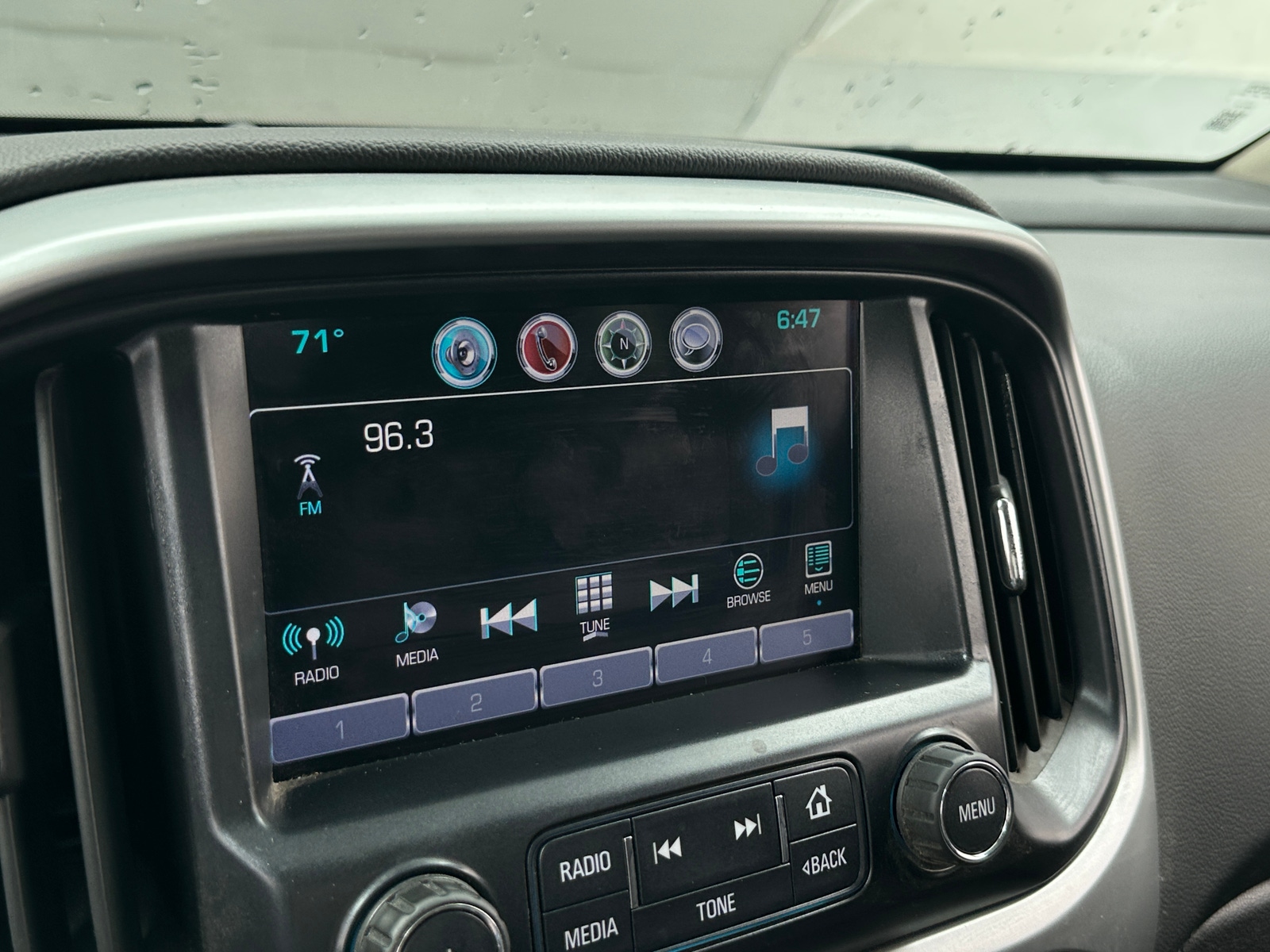 Thumbnail: 2016 Chevrolet Colorado - 3