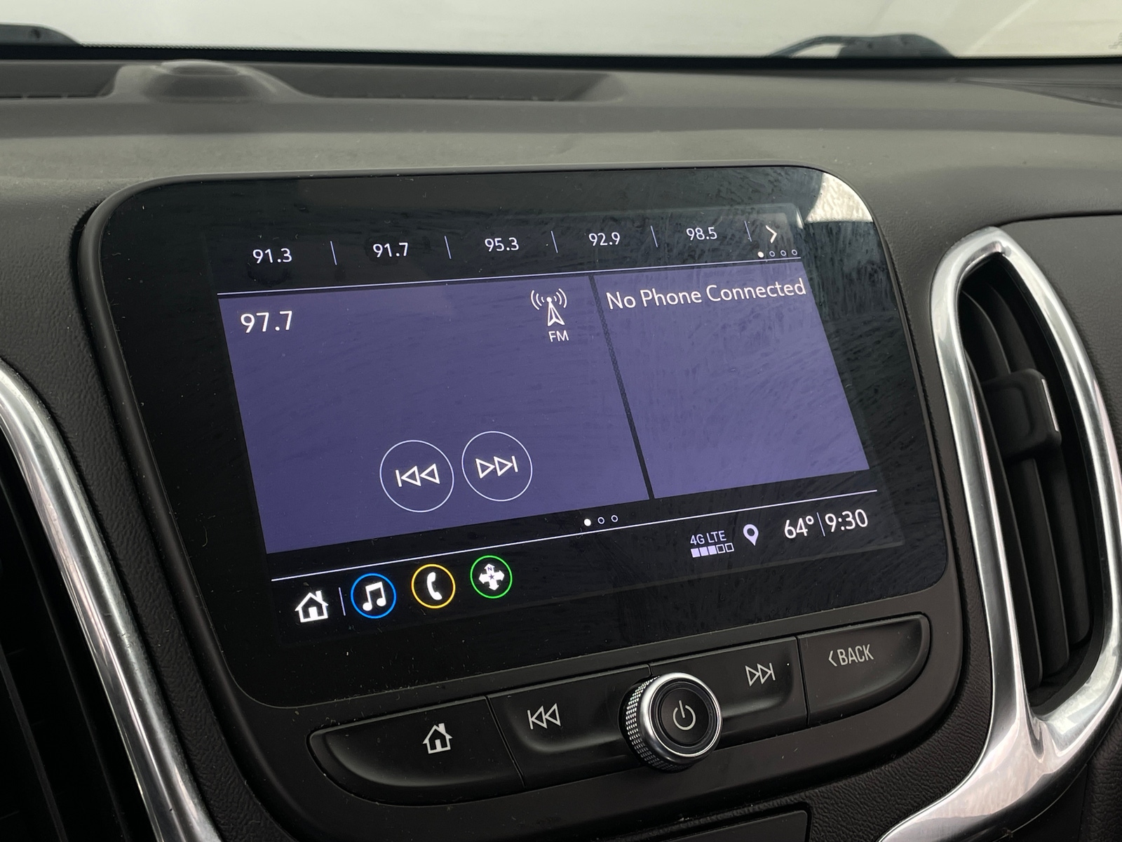 Thumbnail: 2019 Chevrolet Equinox - 3