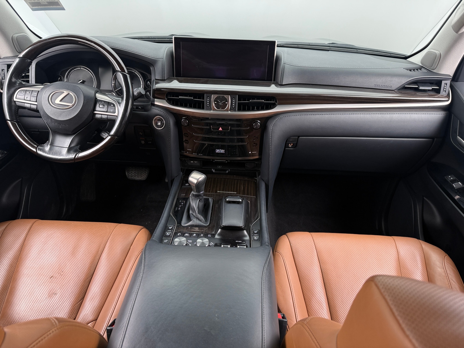 Thumbnail: 2021 Lexus LX - 2