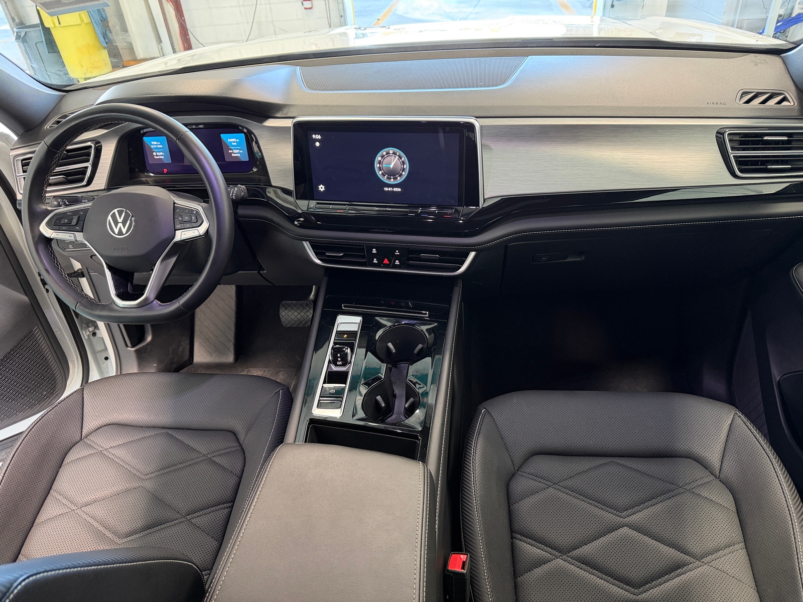 Thumbnail: 2025 Volkswagen Atlas - 3