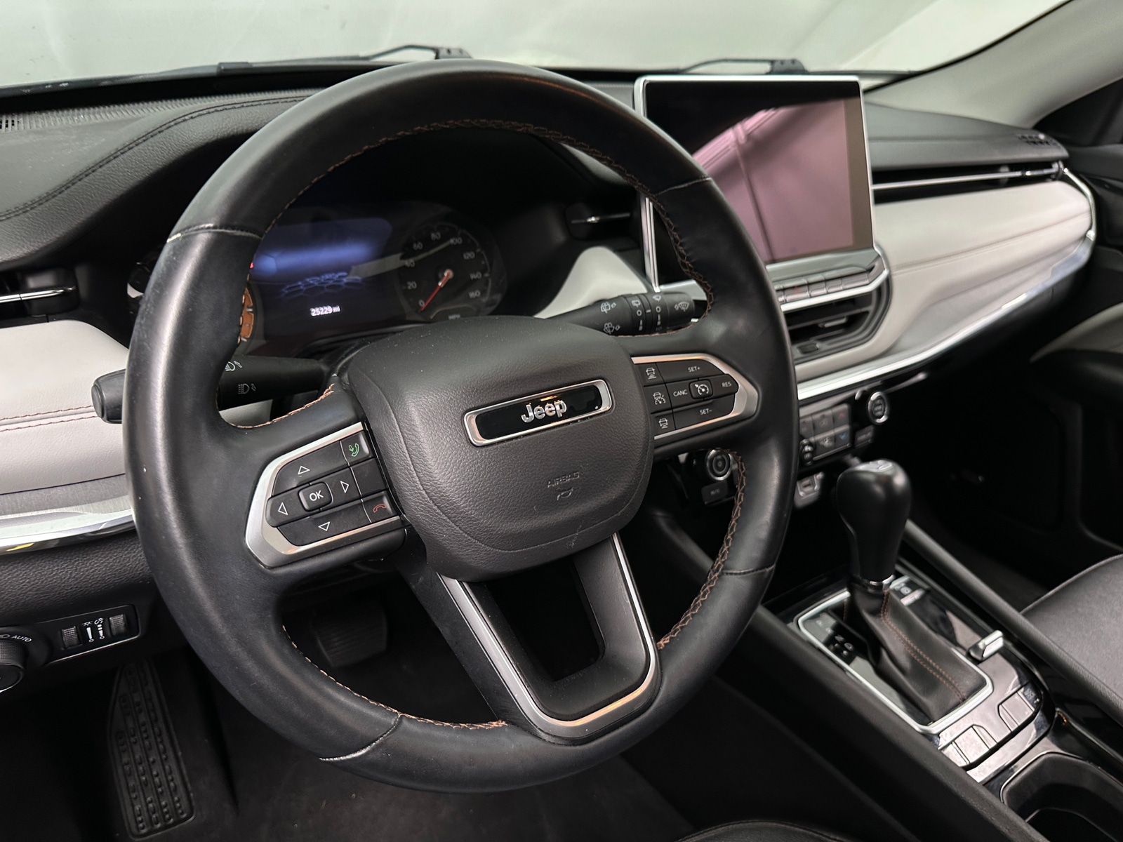 Thumbnail: 2022 Jeep Compass - 4