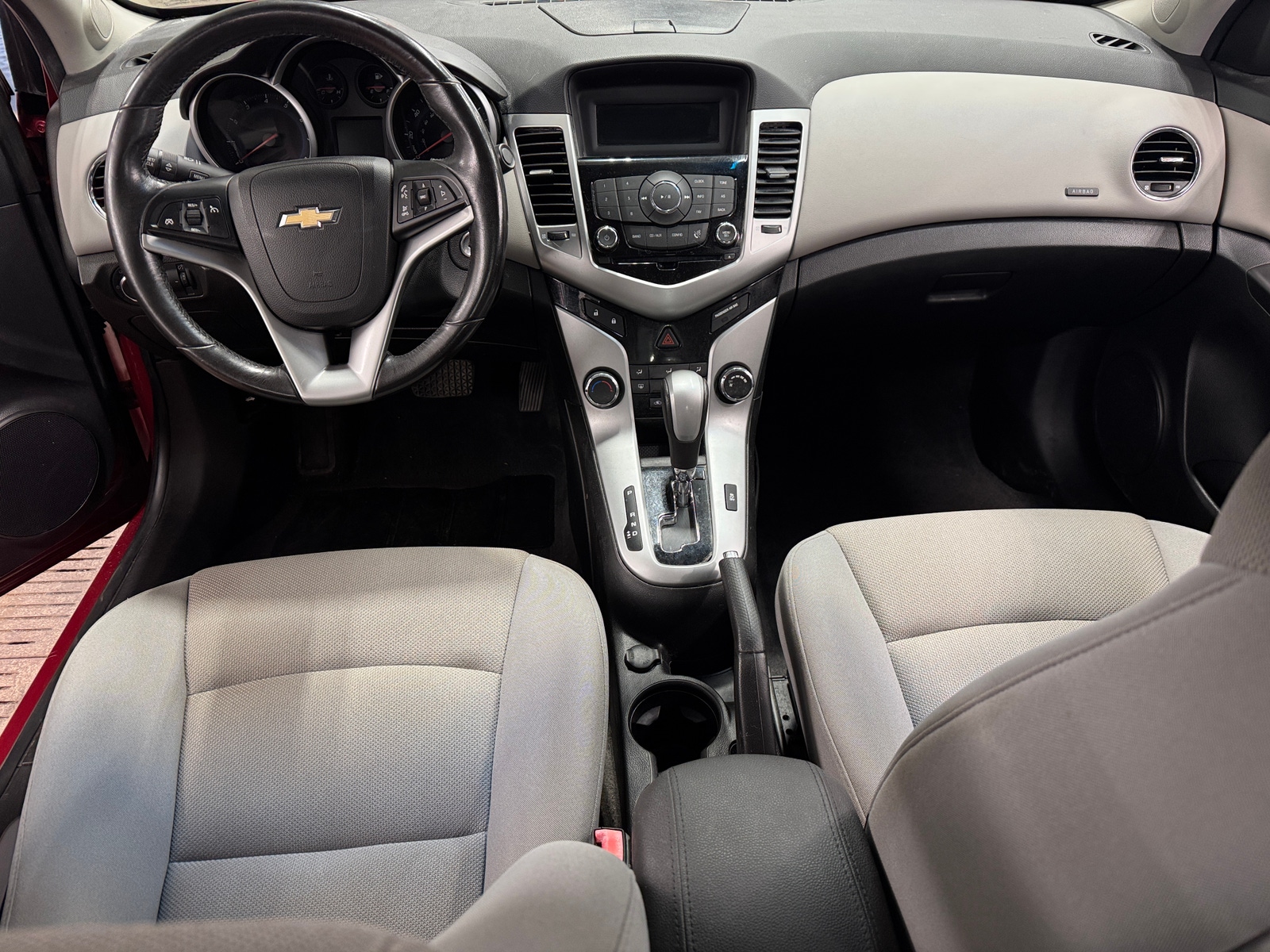 Thumbnail: 2012 Chevrolet Cruze - 3