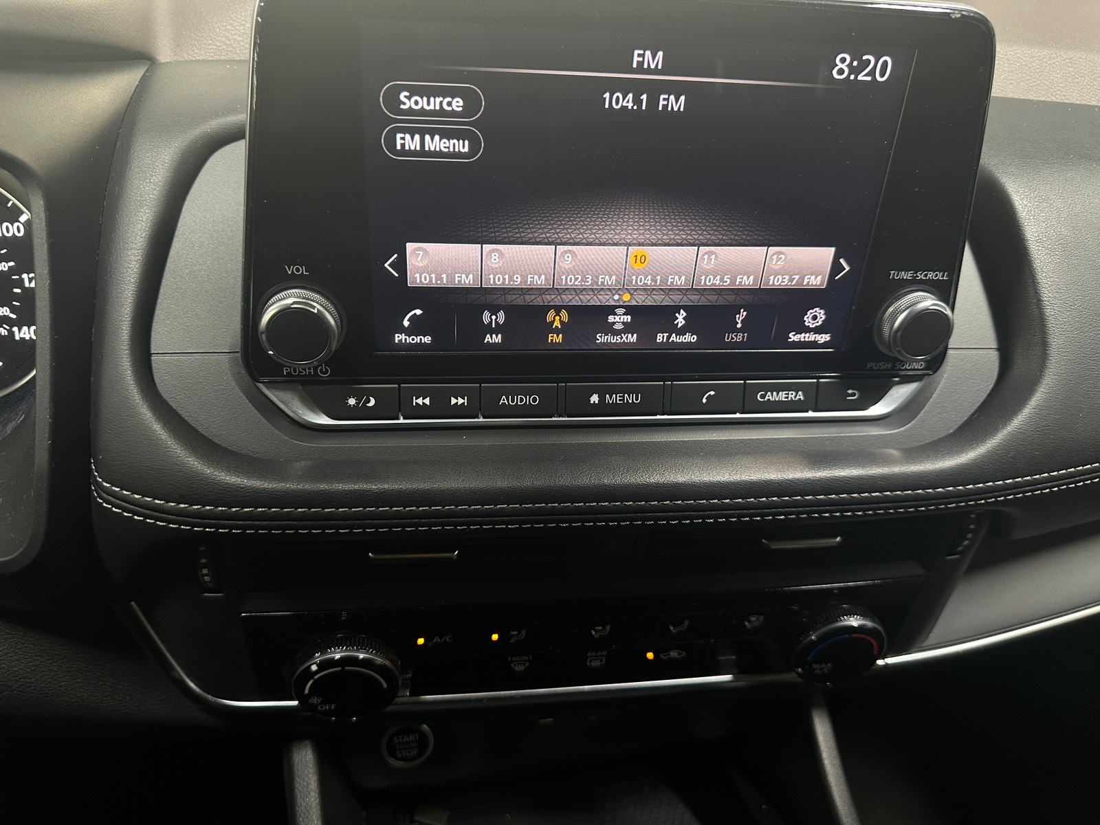 Thumbnail: 2021 Nissan Rogue - 4