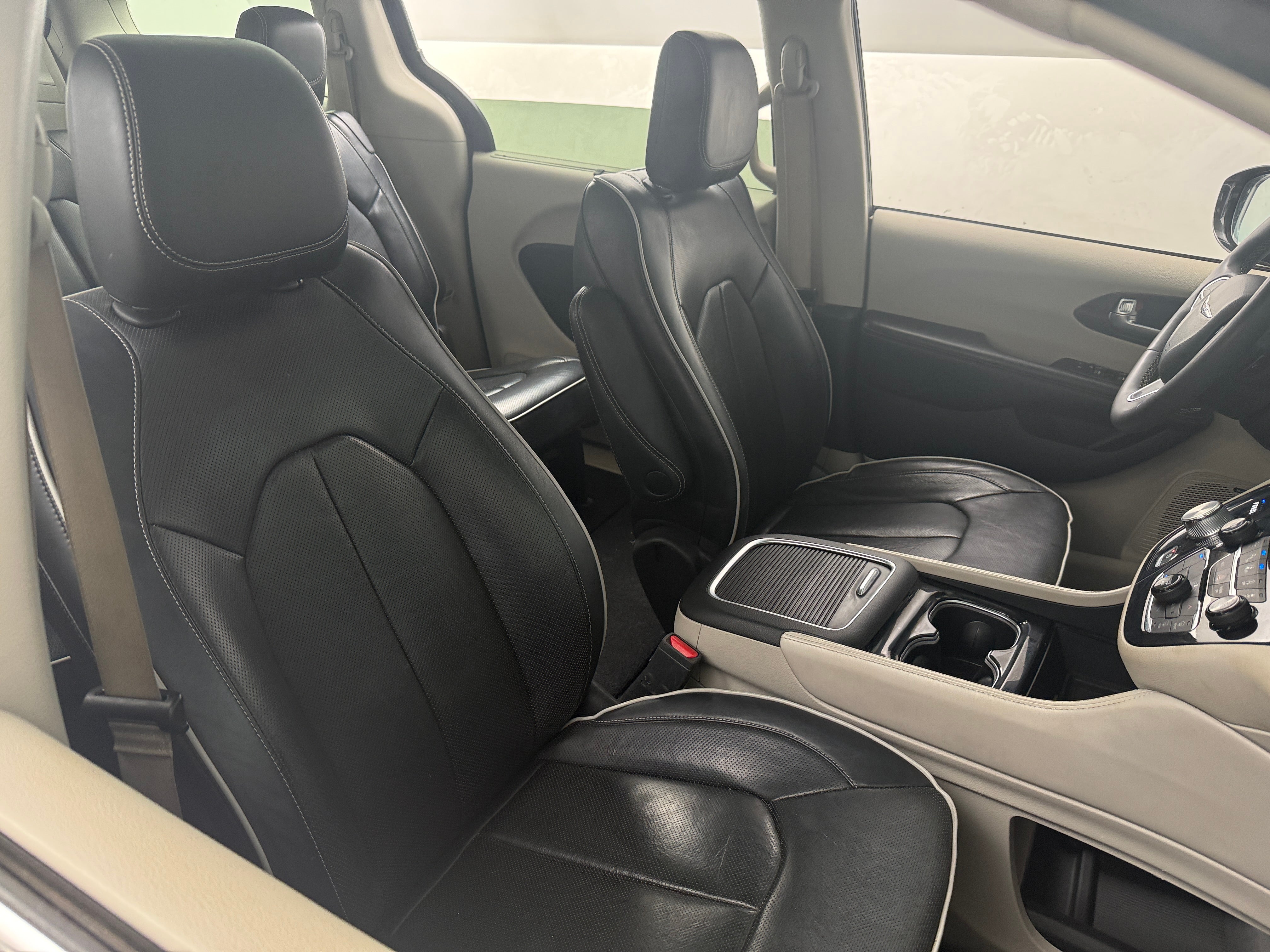 2022 Chrysler Pacifica