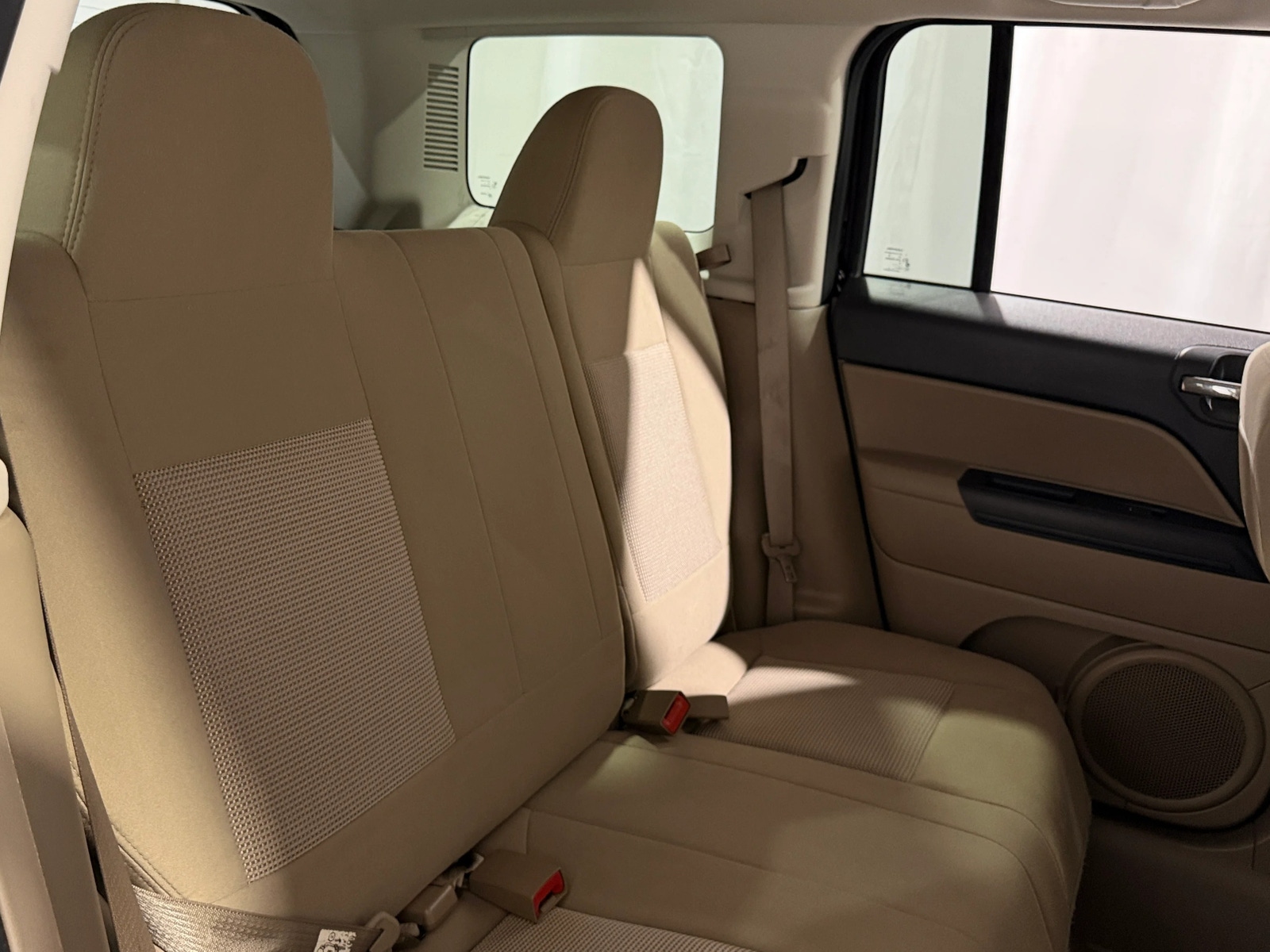 Thumbnail: 2014 Jeep Patriot - 6