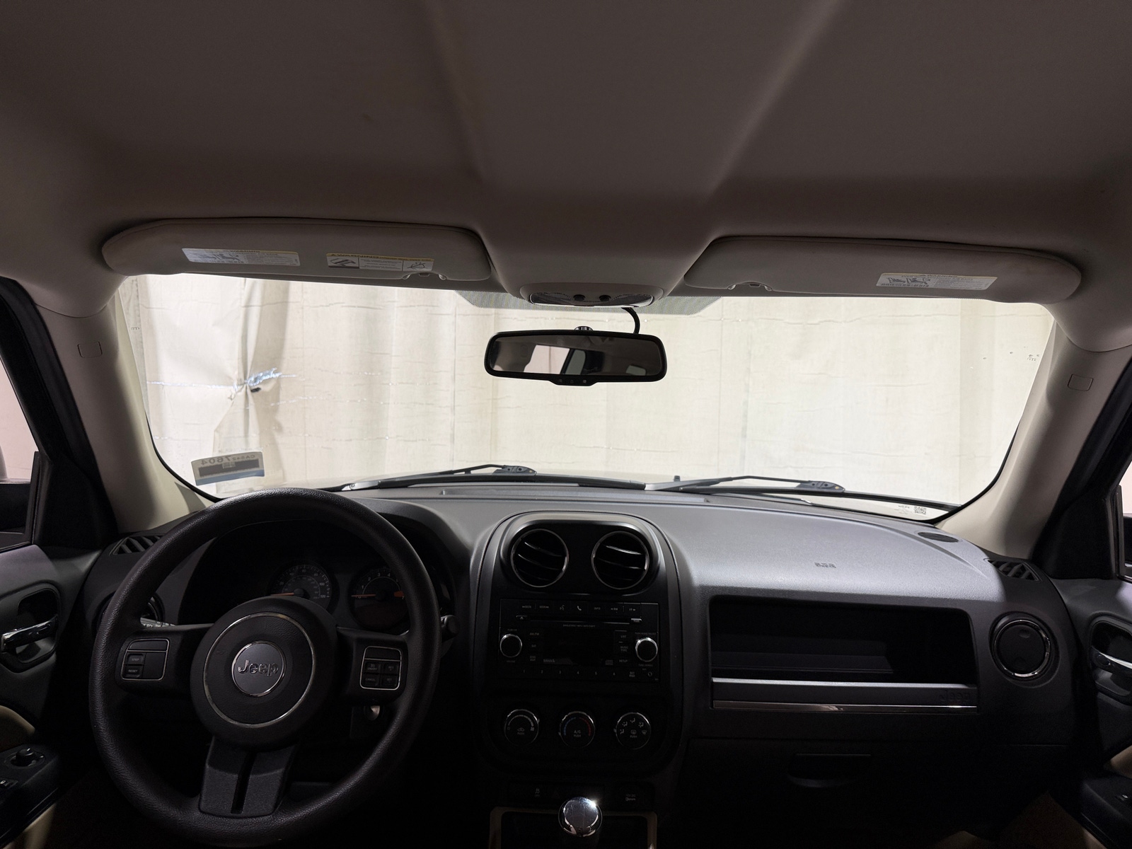 Thumbnail: 2014 Jeep Patriot - 3