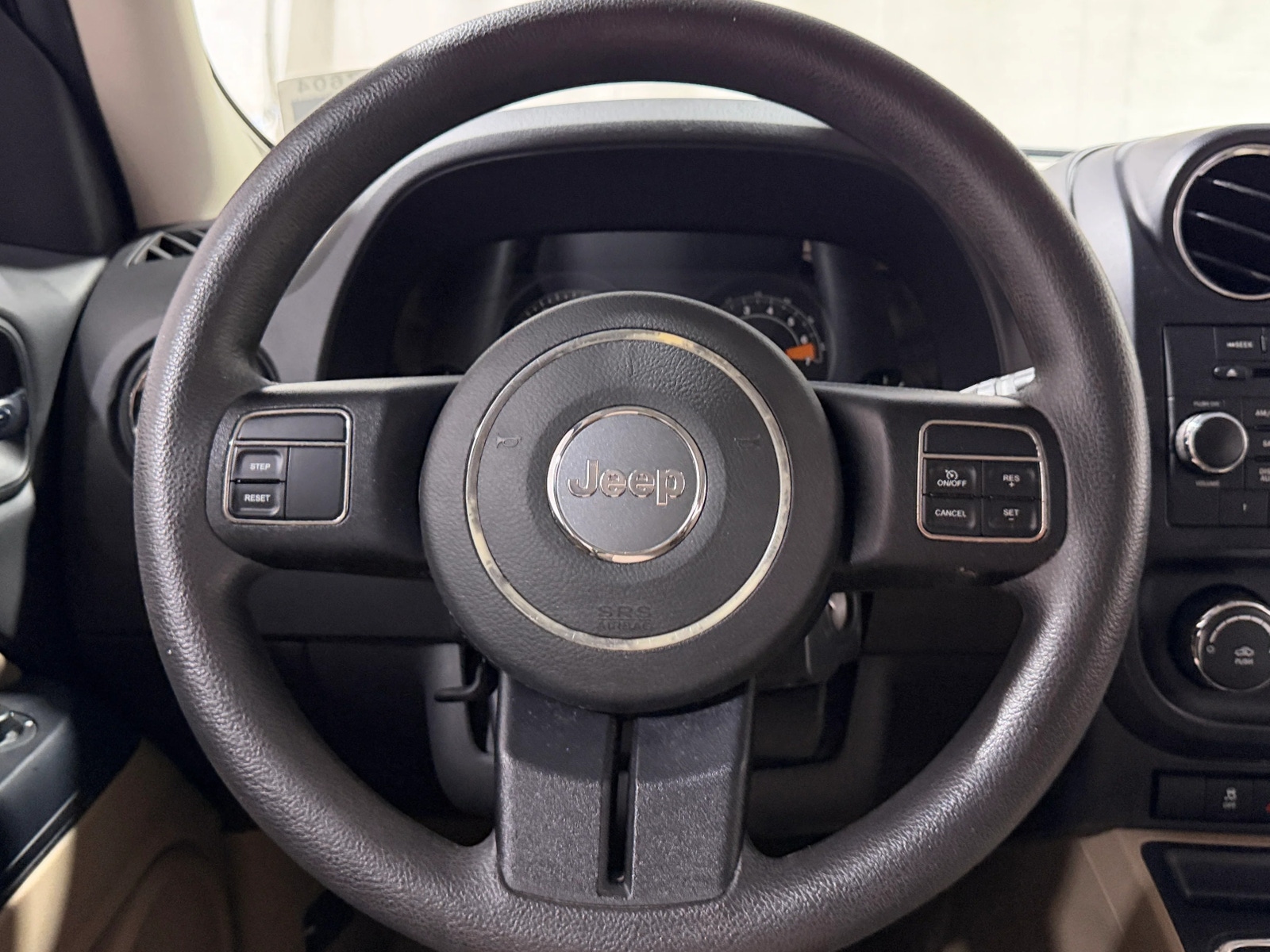 Thumbnail: 2014 Jeep Patriot - 5