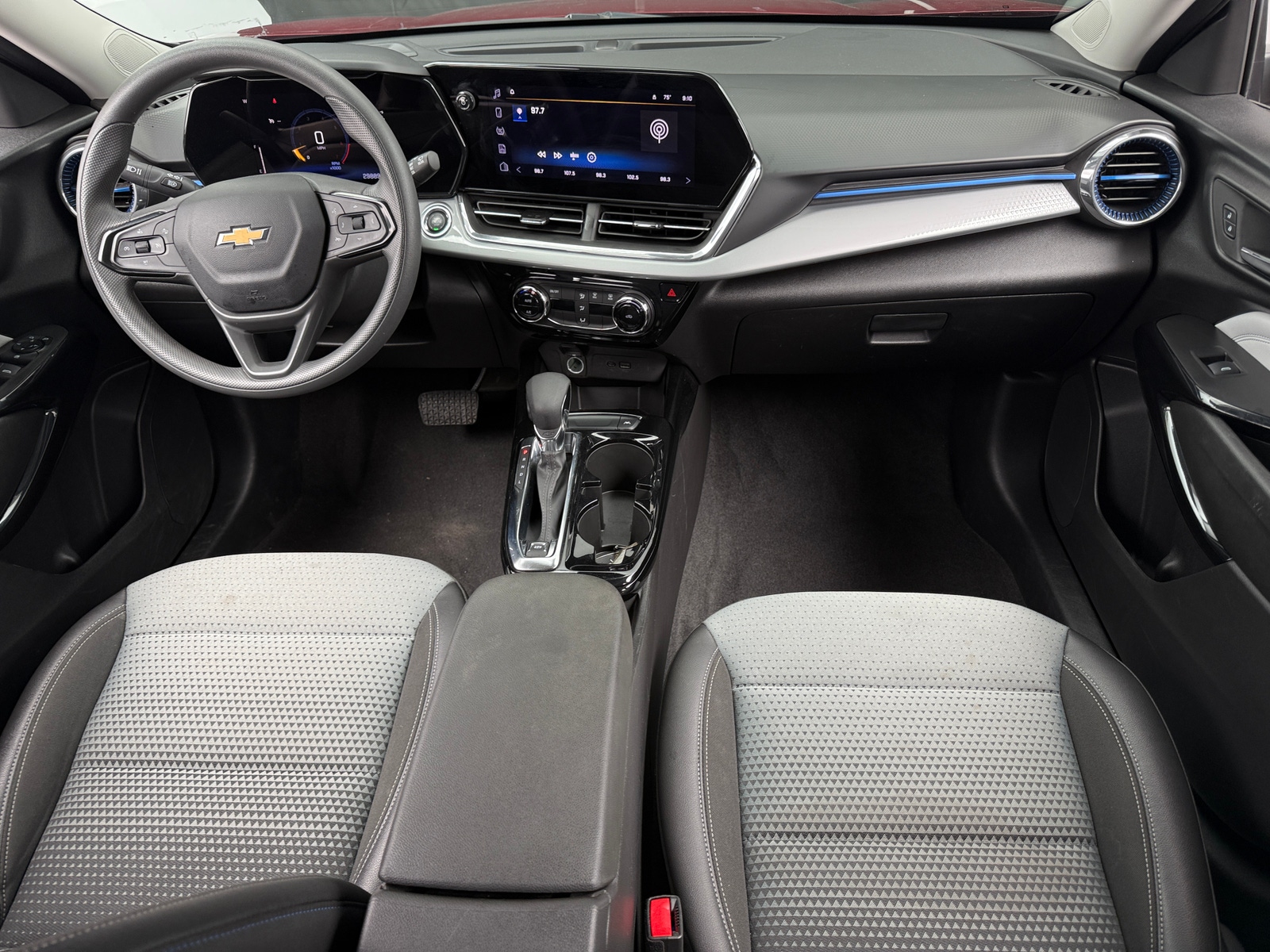Thumbnail: 2025 Chevrolet Trax - 2