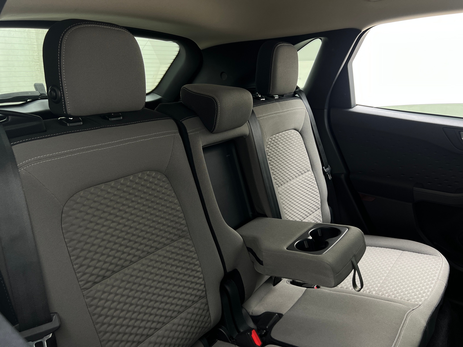 Thumbnail: 2020 Ford Escape - 6