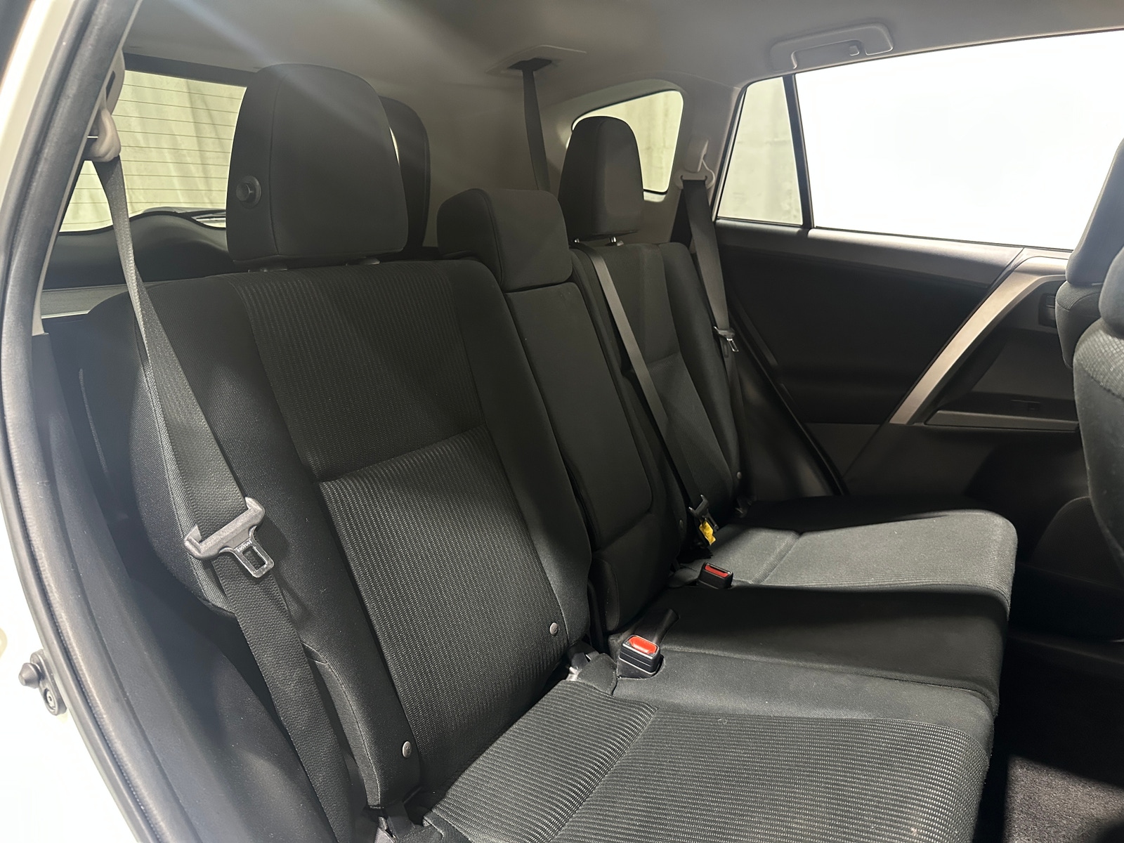 Thumbnail: 2018 Toyota RAV4 - 6