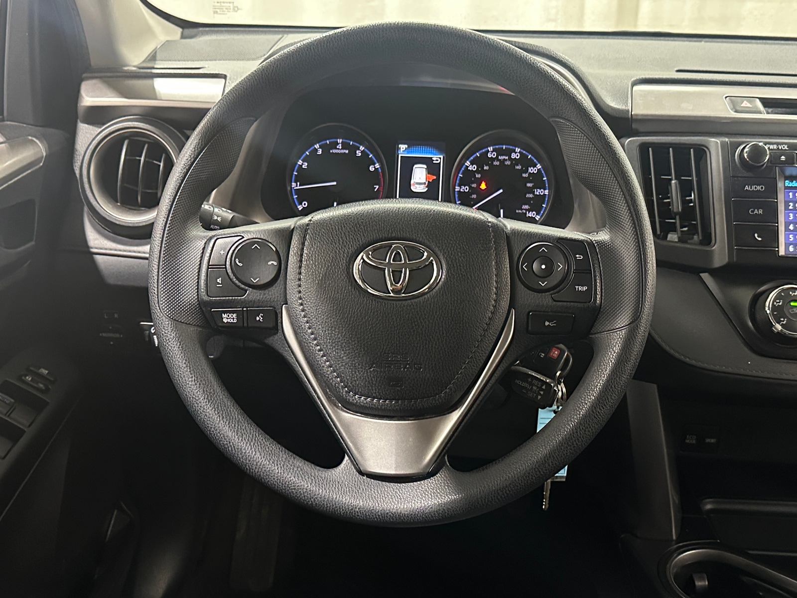 Thumbnail: 2018 Toyota RAV4 - 5