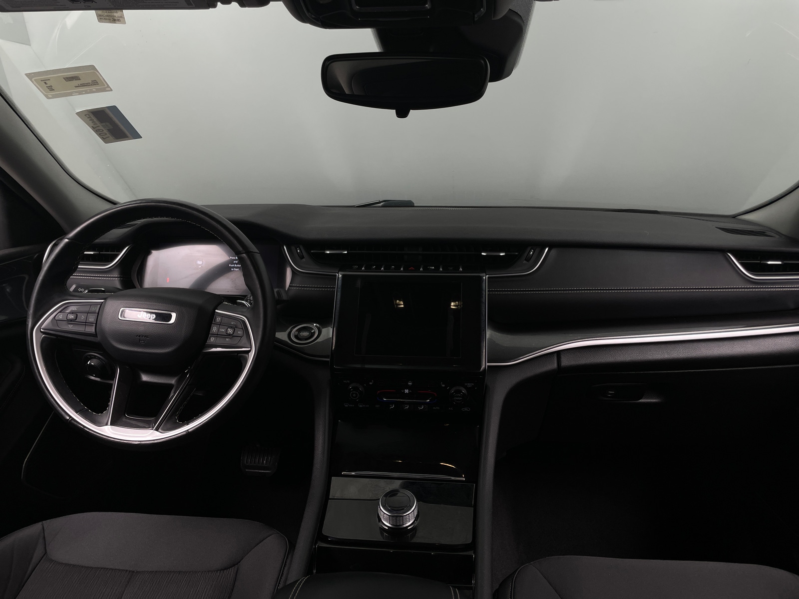 Thumbnail: 2022 Jeep Grand Cherokee L - 3