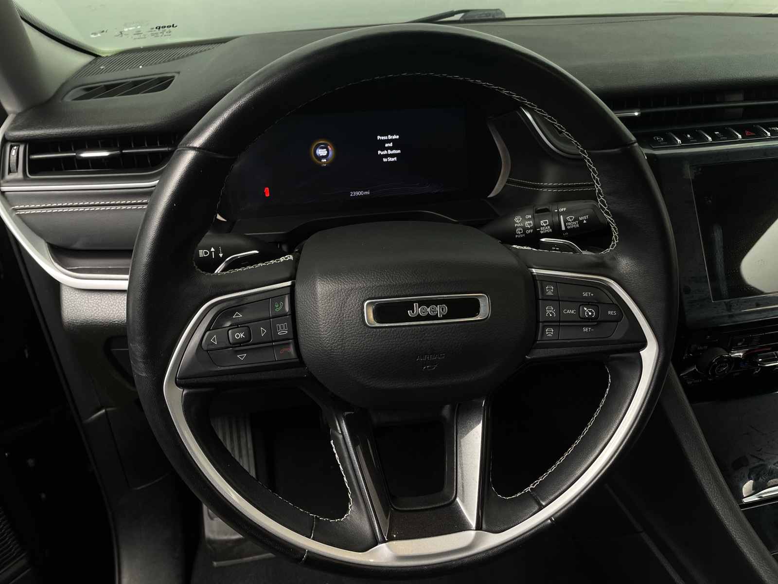 Thumbnail: 2022 Jeep Grand Cherokee L - 5
