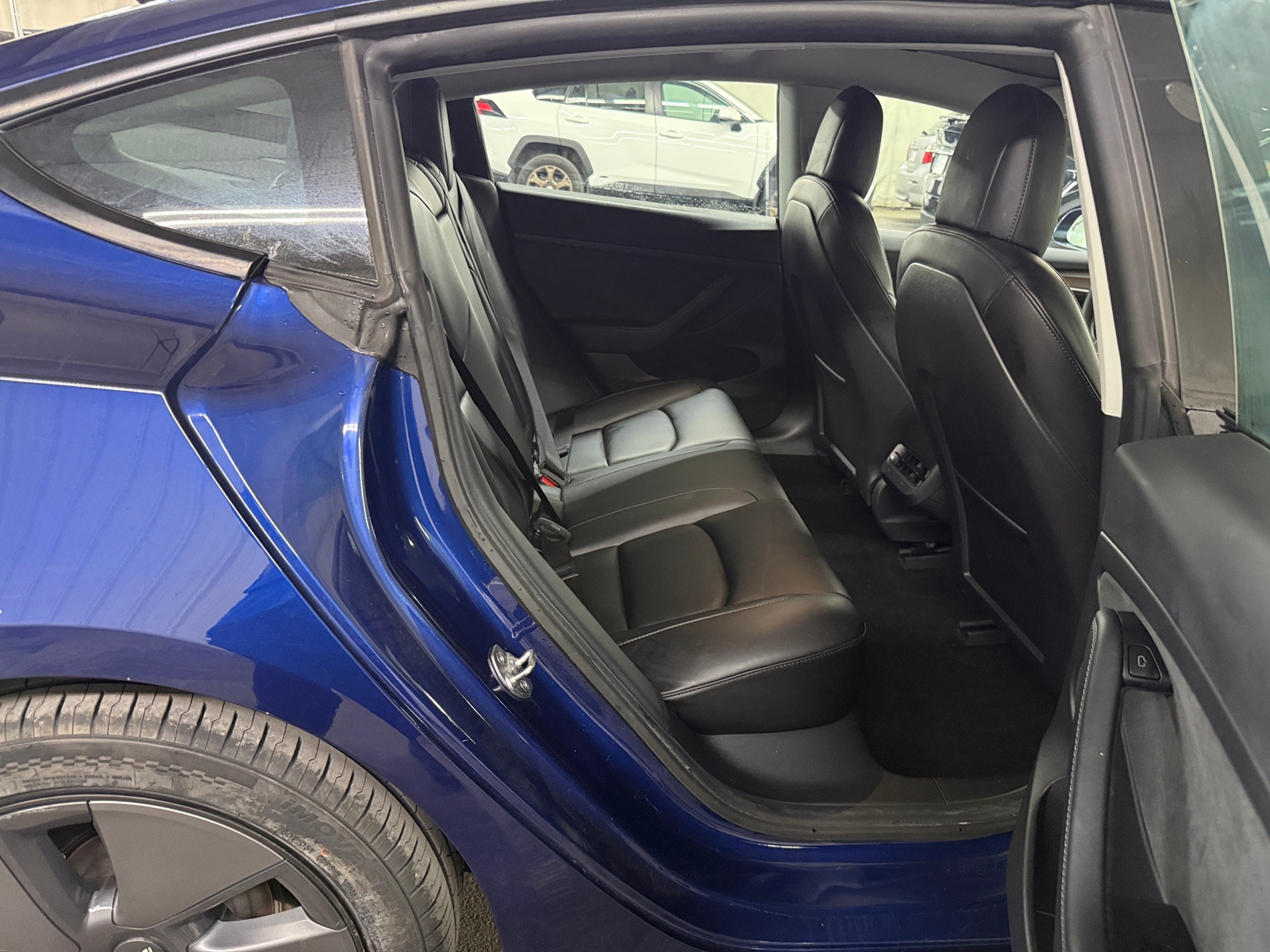 Thumbnail: 2022 Tesla Model 3 - 5