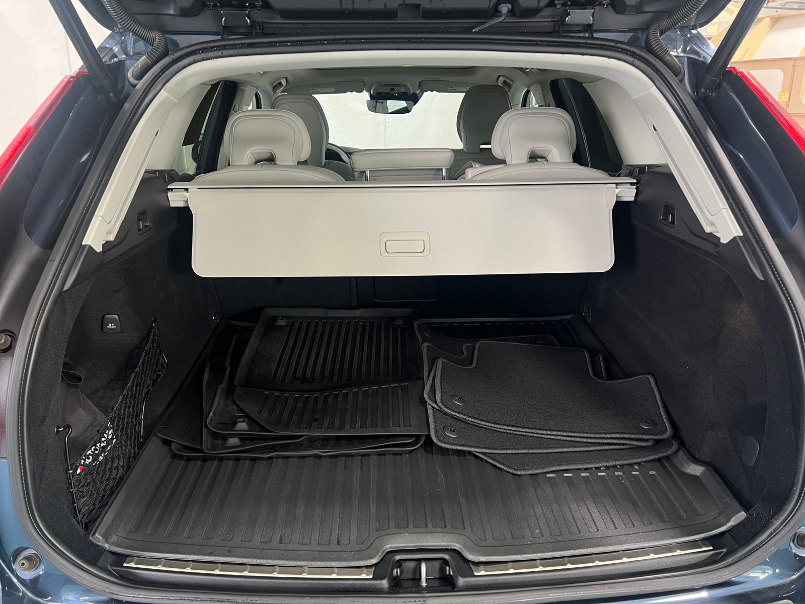 Thumbnail: 2021 Volvo XC60 - 6