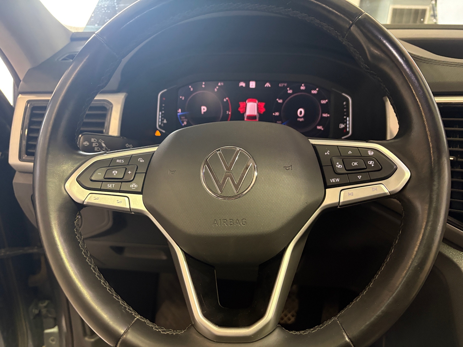 Thumbnail: 2021 Volkswagen Atlas - 4