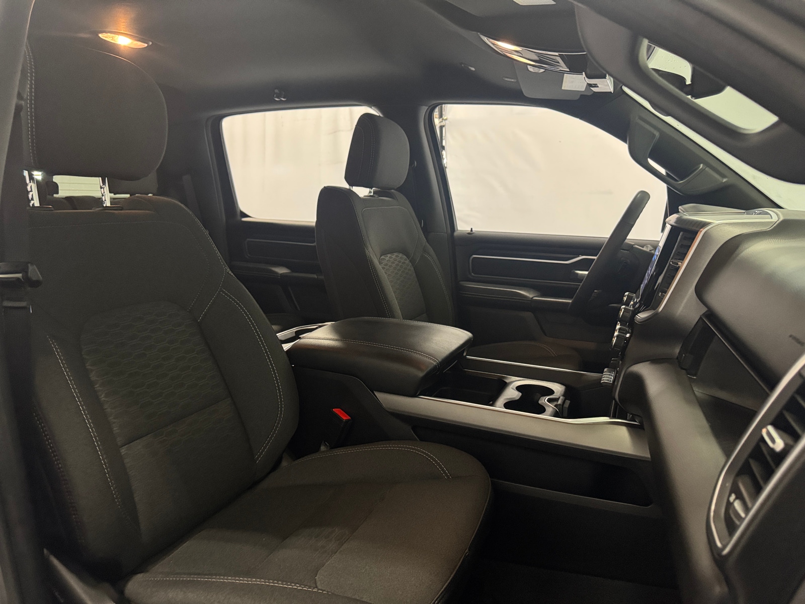 Thumbnail: 2025 RAM 1500 - 2