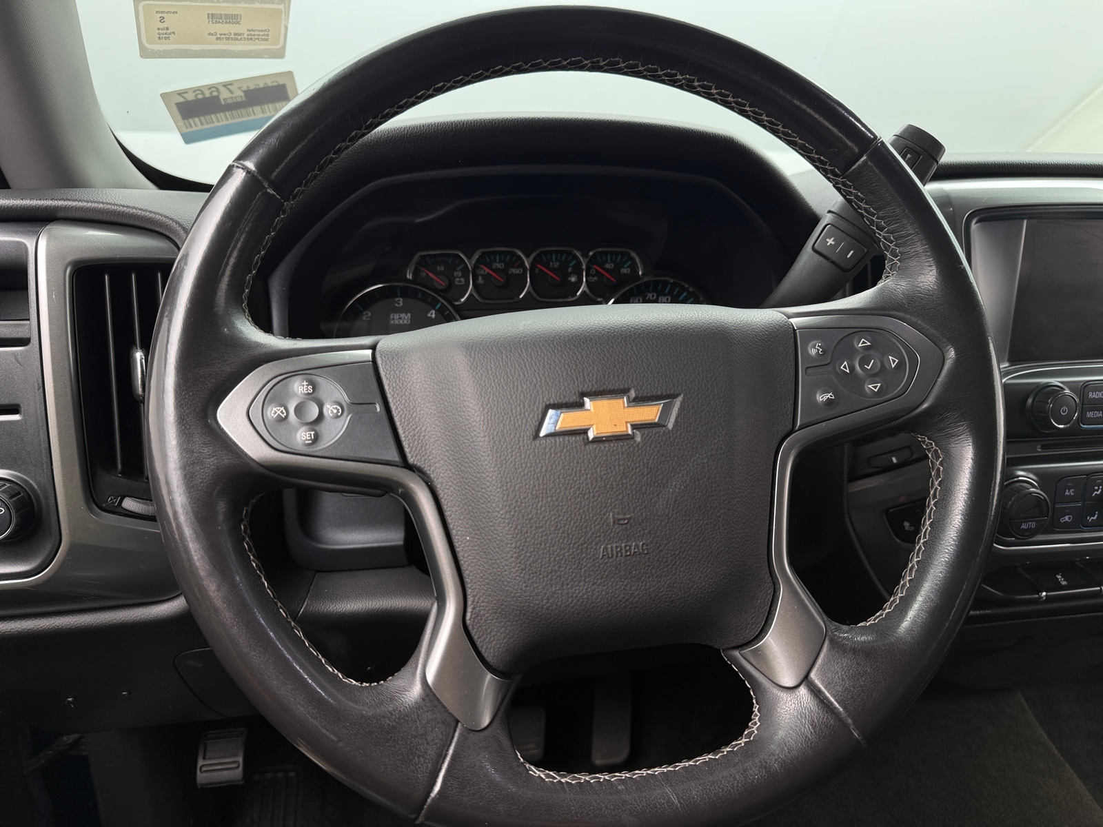 Thumbnail: 2018 Chevrolet Silverado 1500 - 5