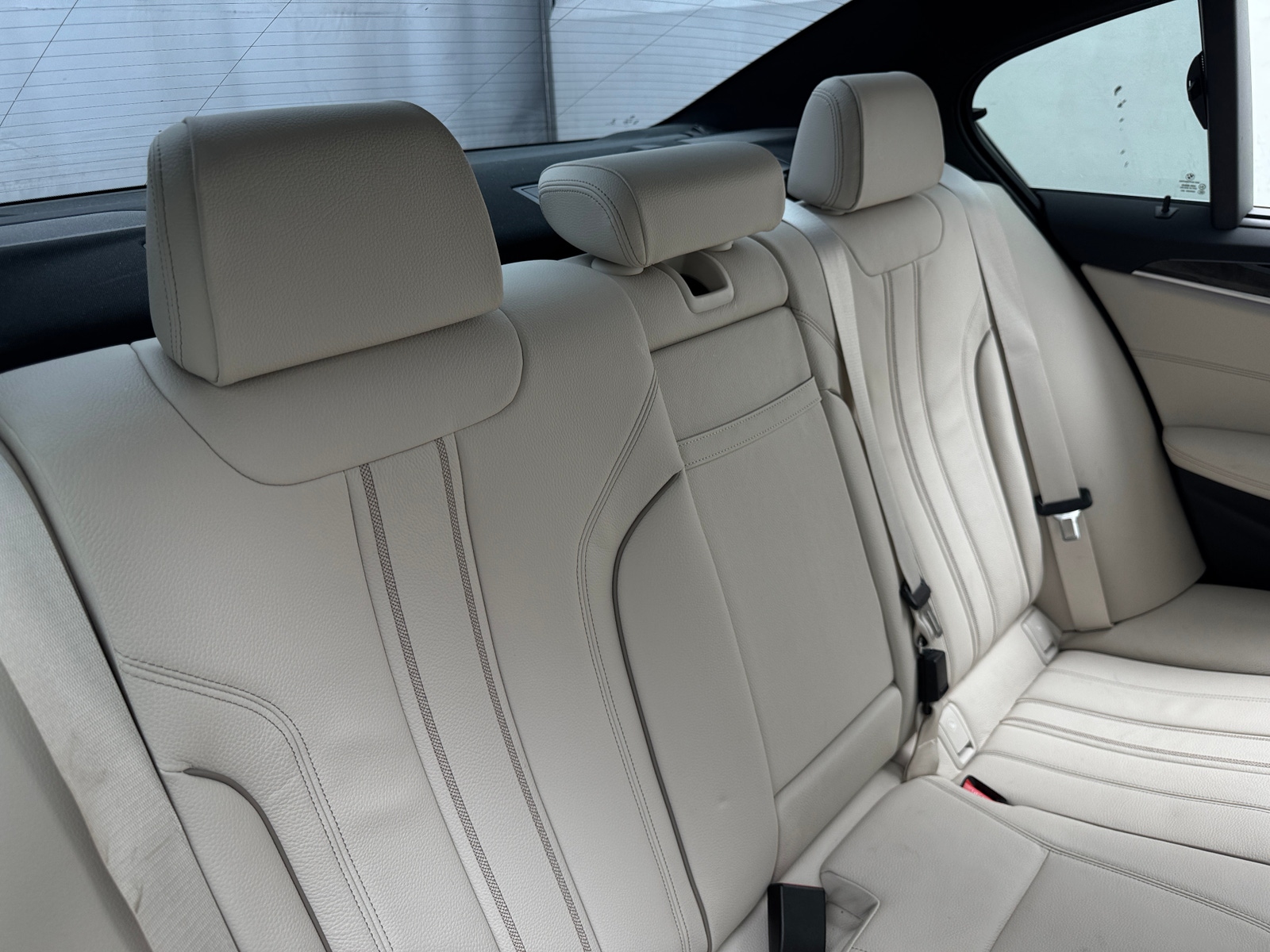 Thumbnail: 2021 BMW 5 Series - 5