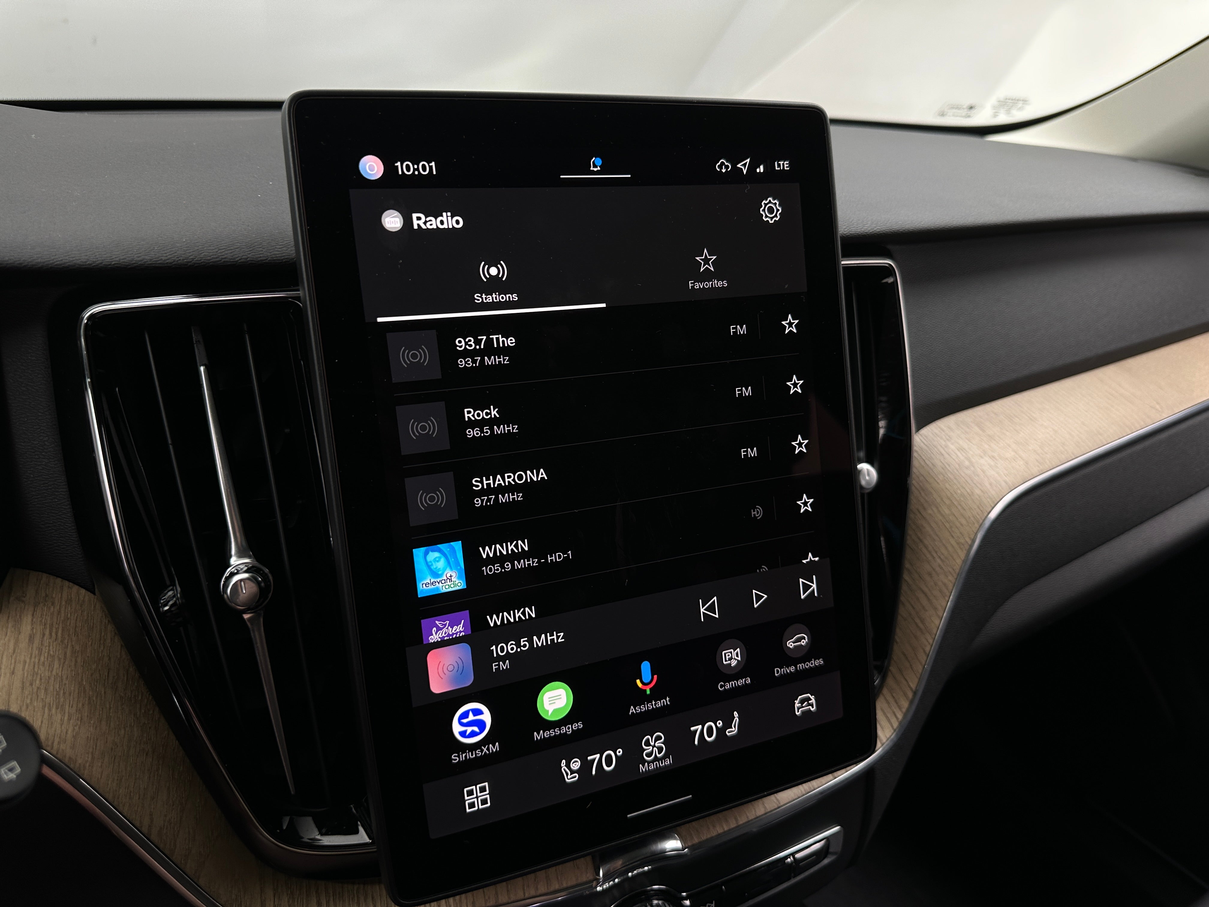 2026 Volvo XC60 Plus - Photo 14