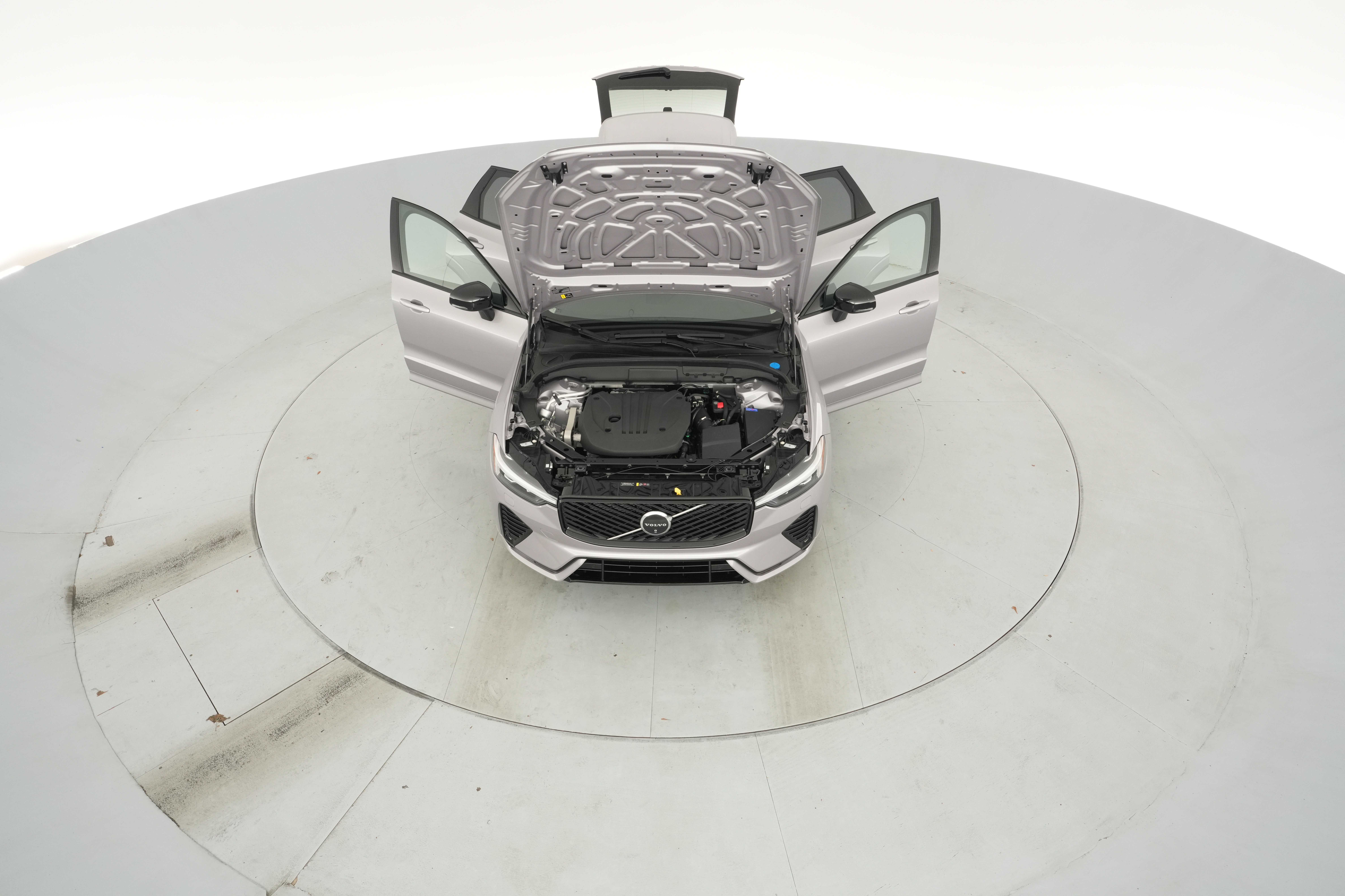 2026 Volvo XC60 Plus - Photo 44