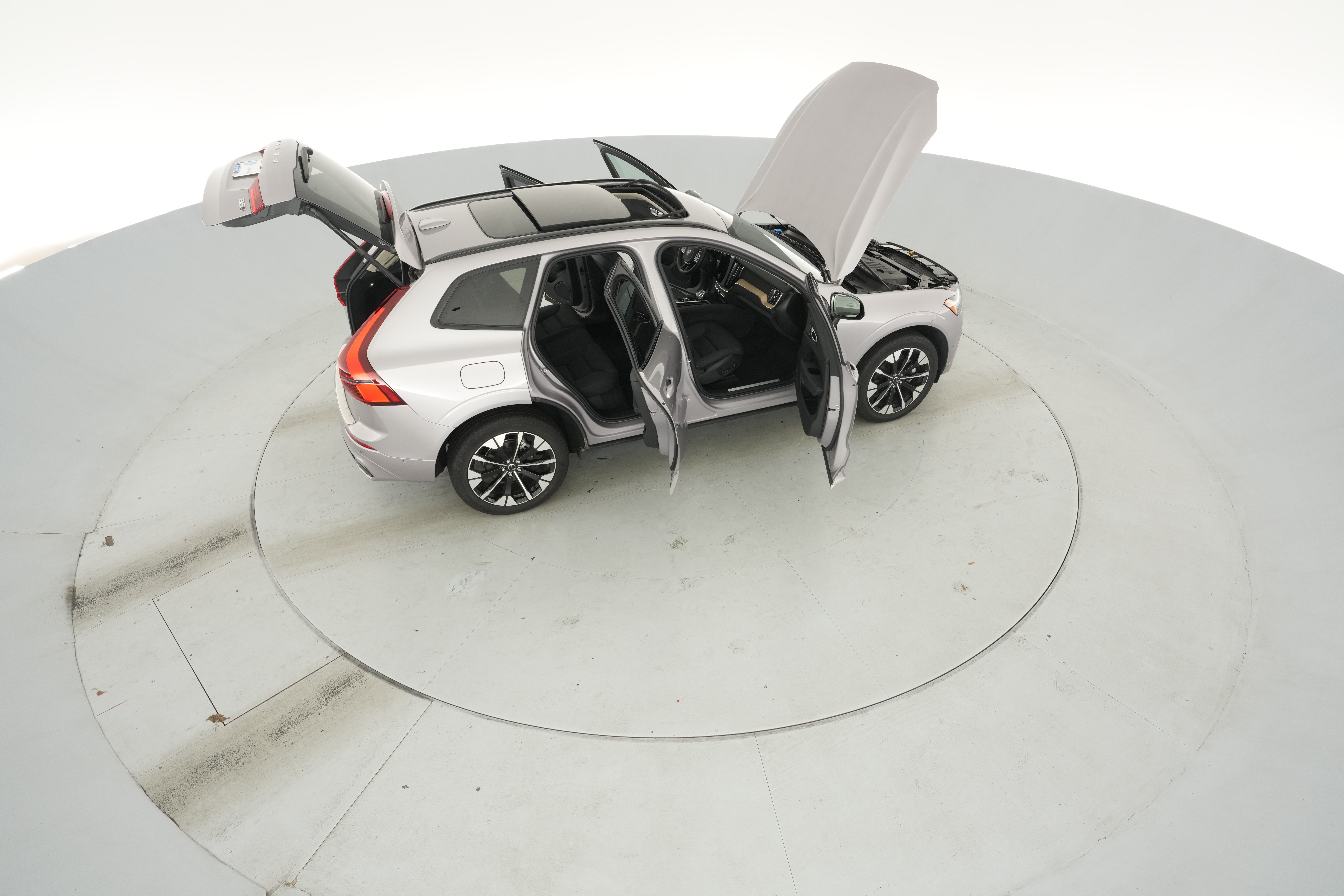 2026 Volvo XC60 Plus - Photo 55