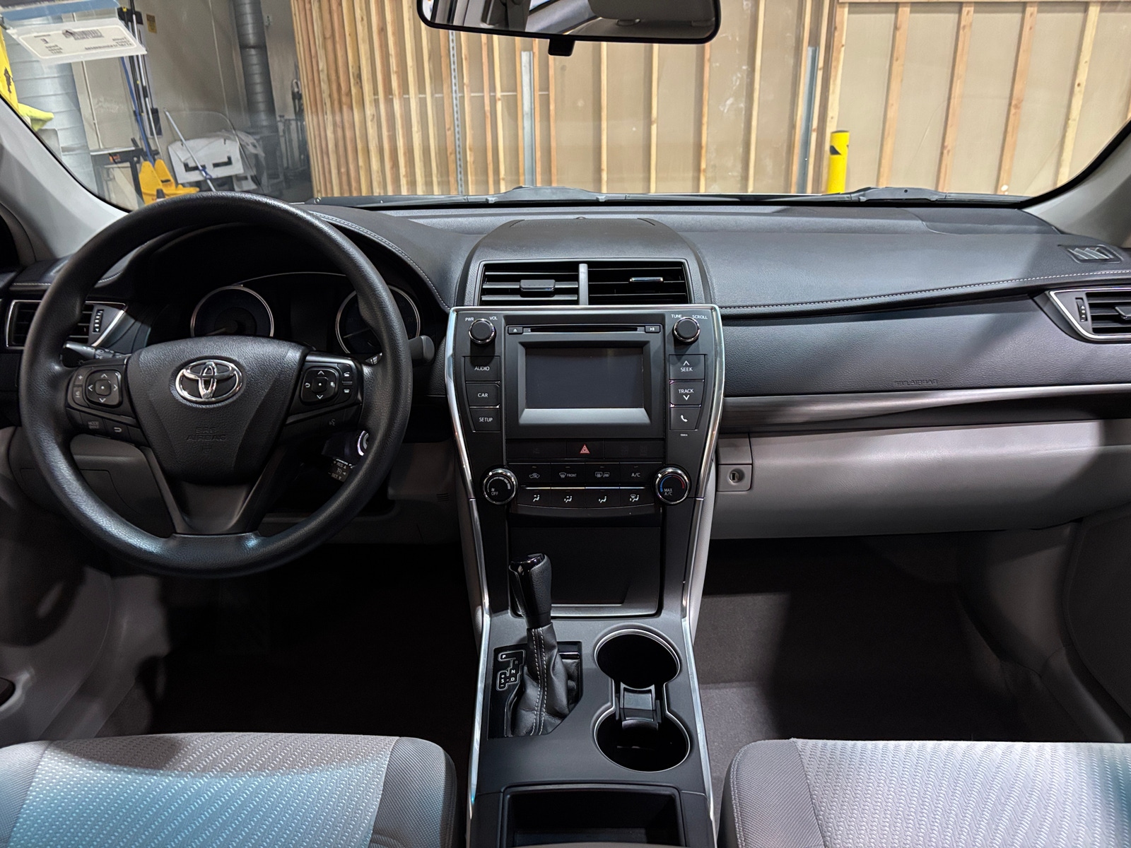 Thumbnail: 2017 Toyota Camry - 3