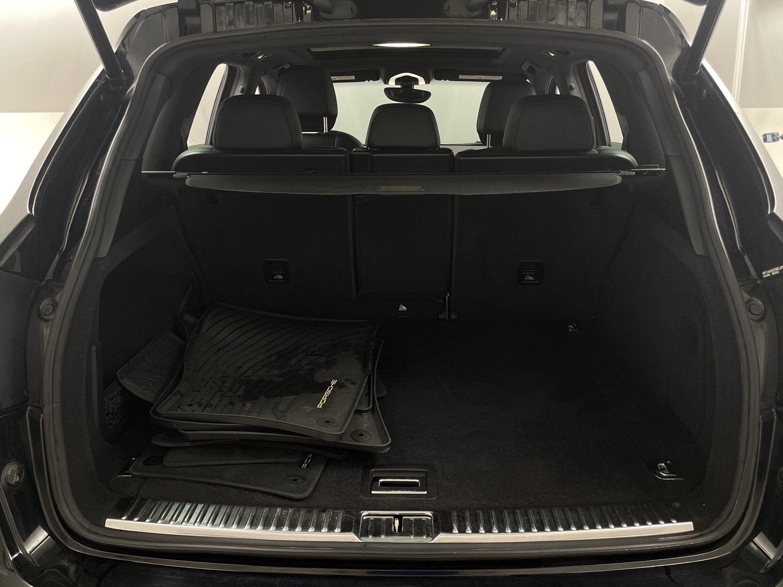 Thumbnail: 2014 Porsche Cayenne - 7